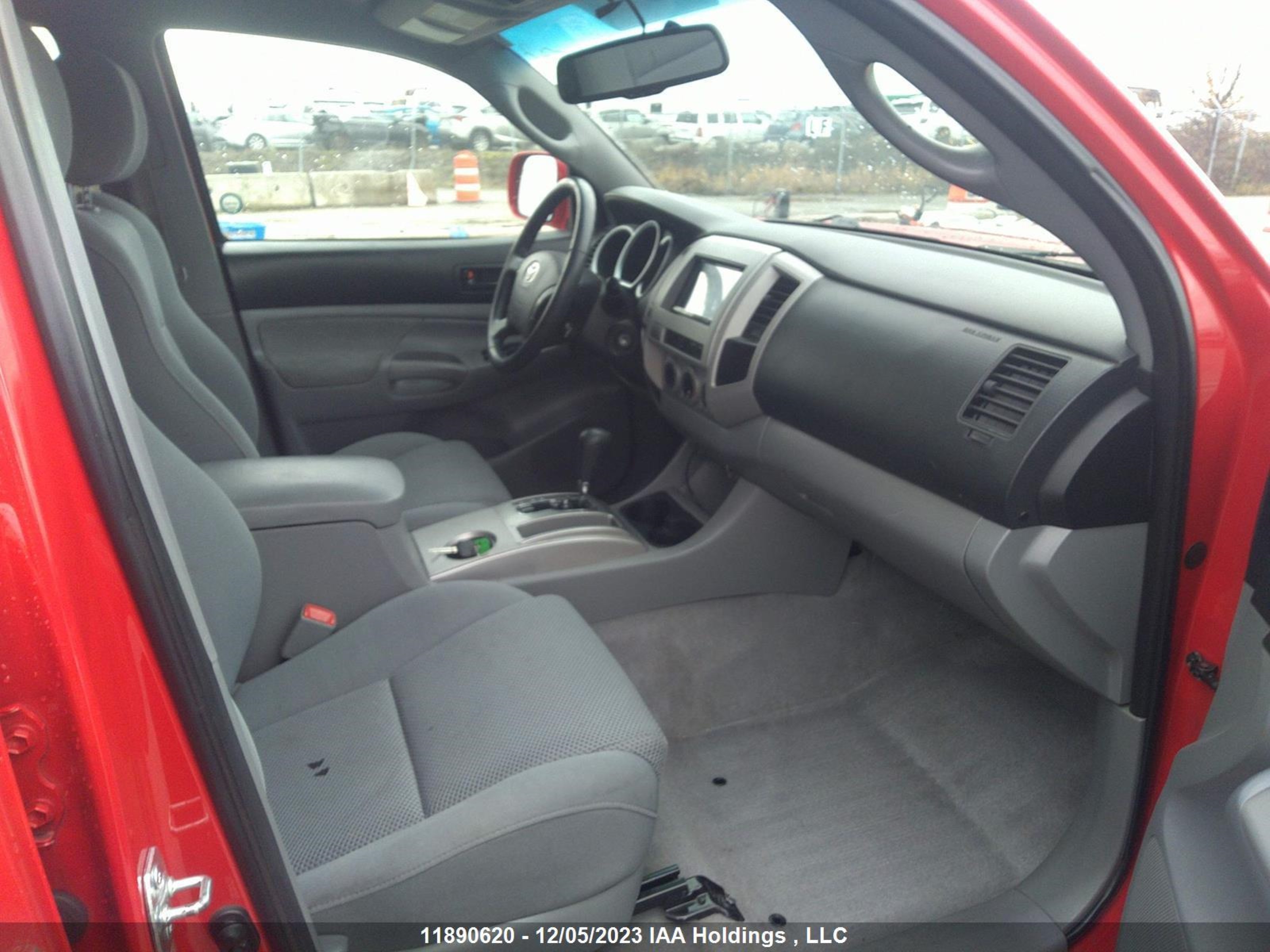 Photo 4 VIN: 5TEMU52N98Z487917 - TOYOTA TACOMA 