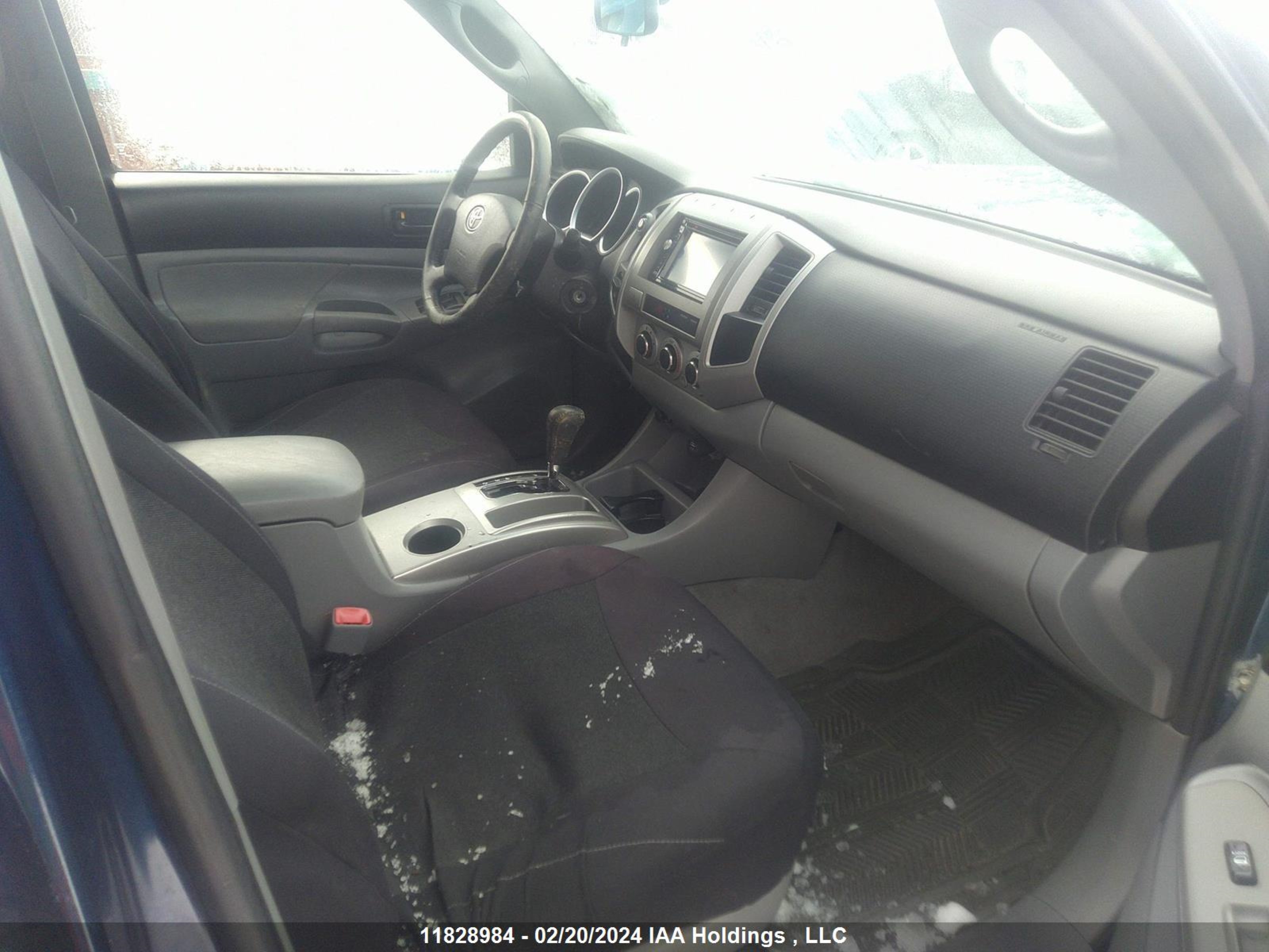 Photo 4 VIN: 5TEMU52NX7Z399067 - TOYOTA TACOMA 