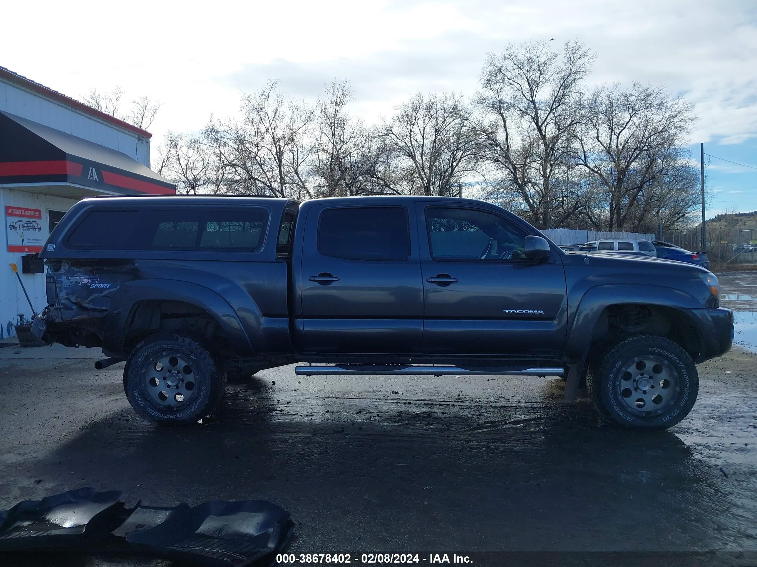 Photo 13 VIN: 5TEMU52NX9Z609444 - TOYOTA TACOMA 