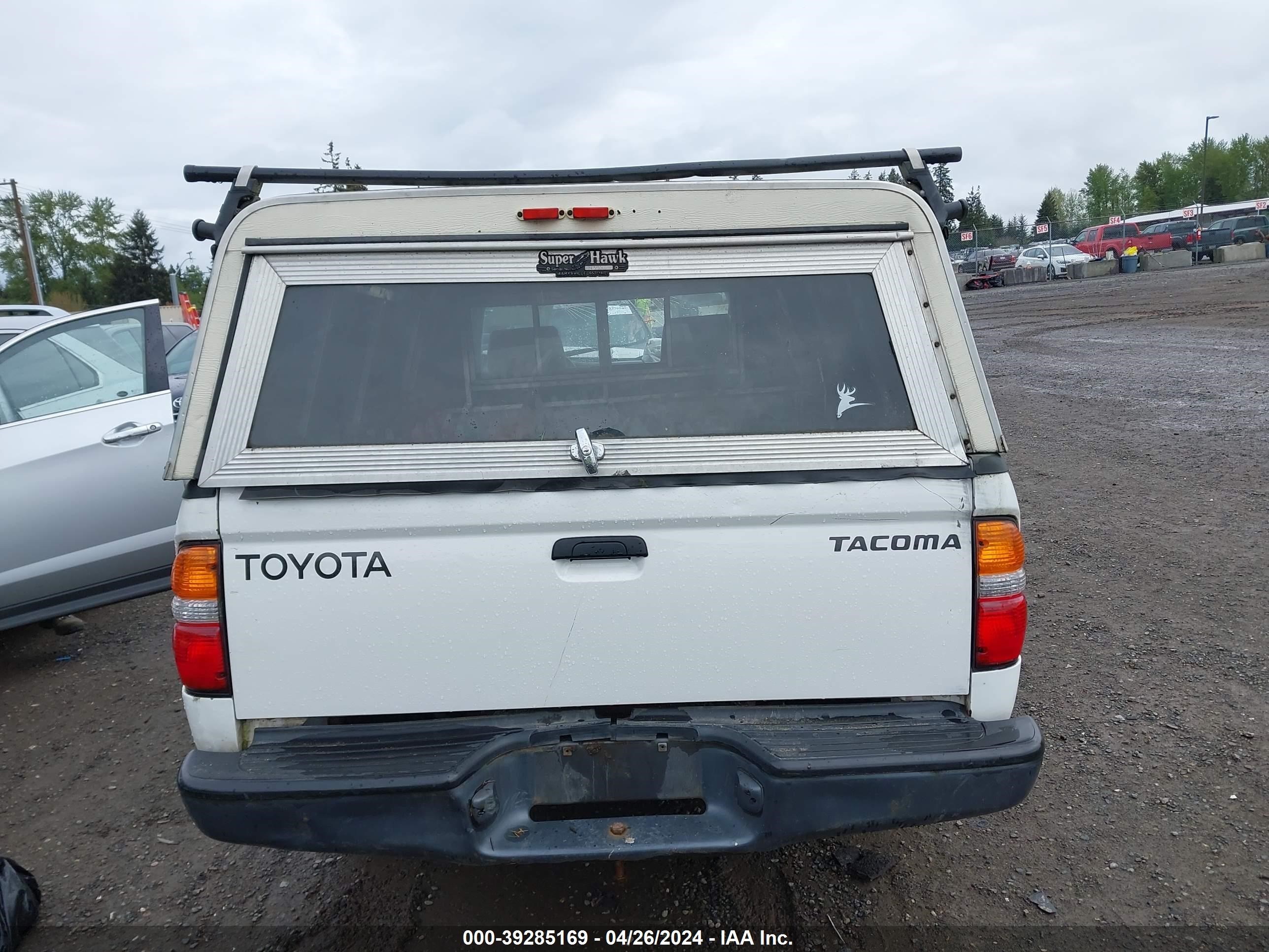 Photo 15 VIN: 5TENL42N11Z877157 - TOYOTA TACOMA 