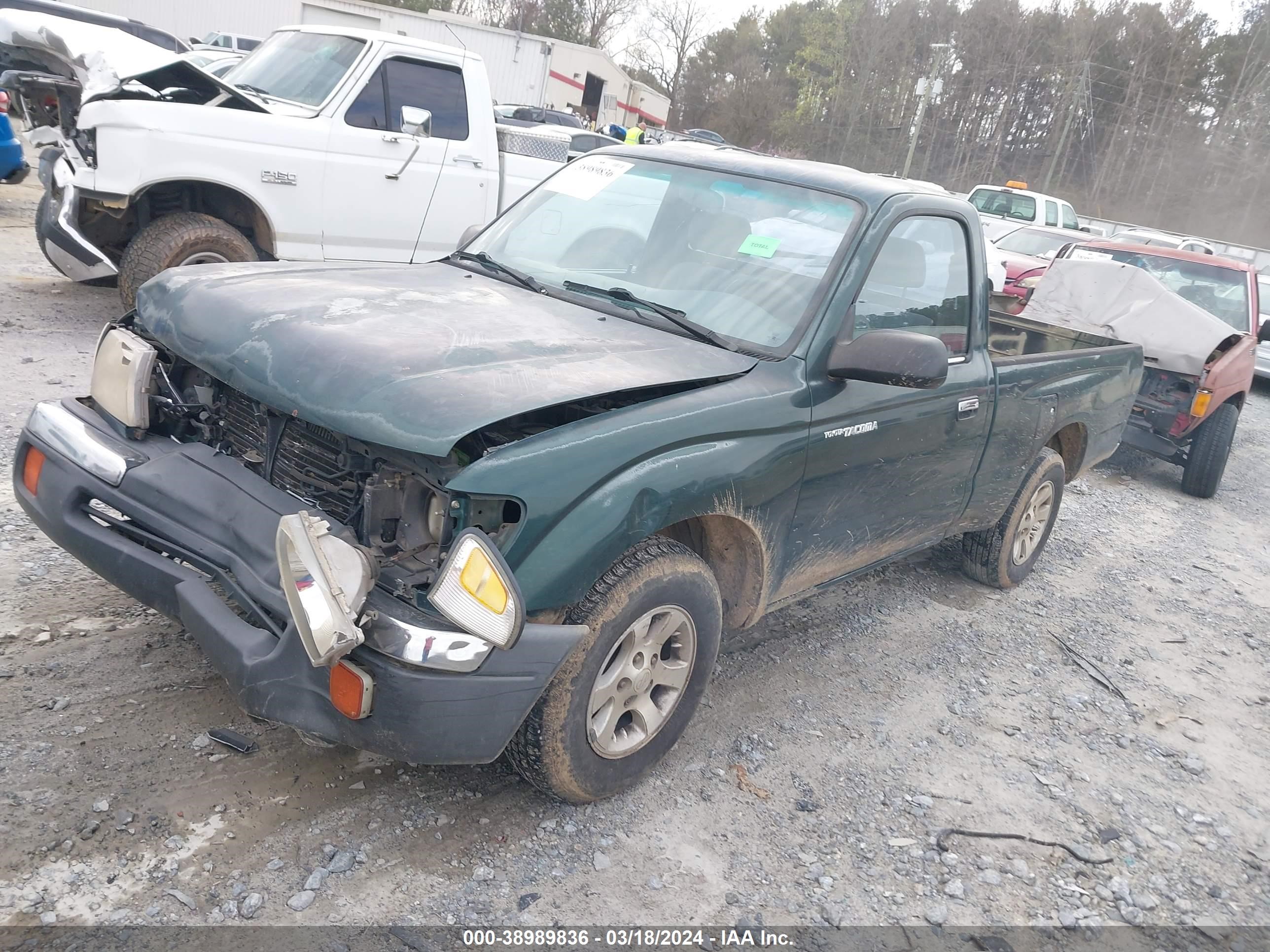 Photo 1 VIN: 5TENL42N1YZ695274 - TOYOTA TACOMA 