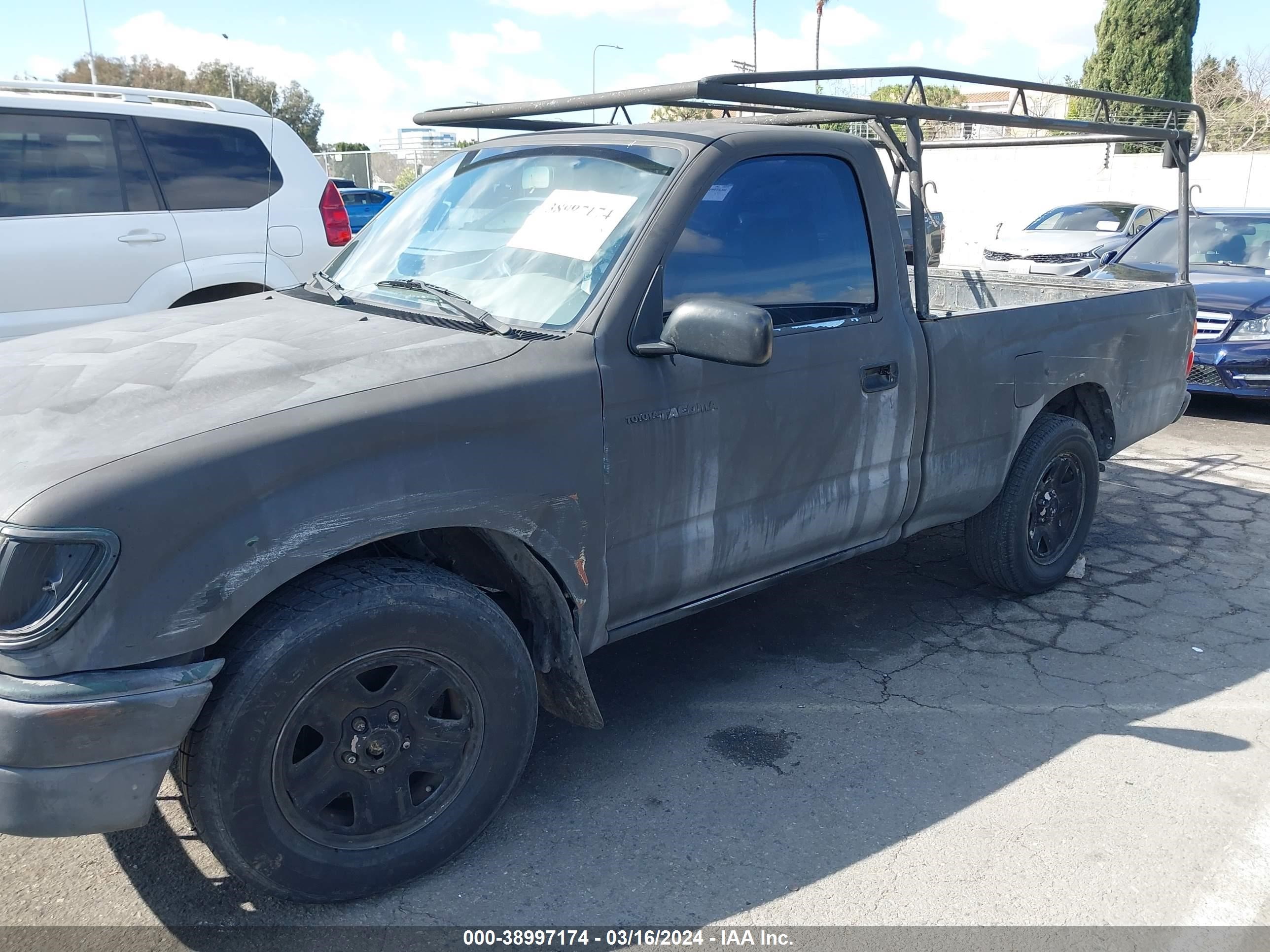 Photo 5 VIN: 5TENL42N22Z023019 - TOYOTA TACOMA 