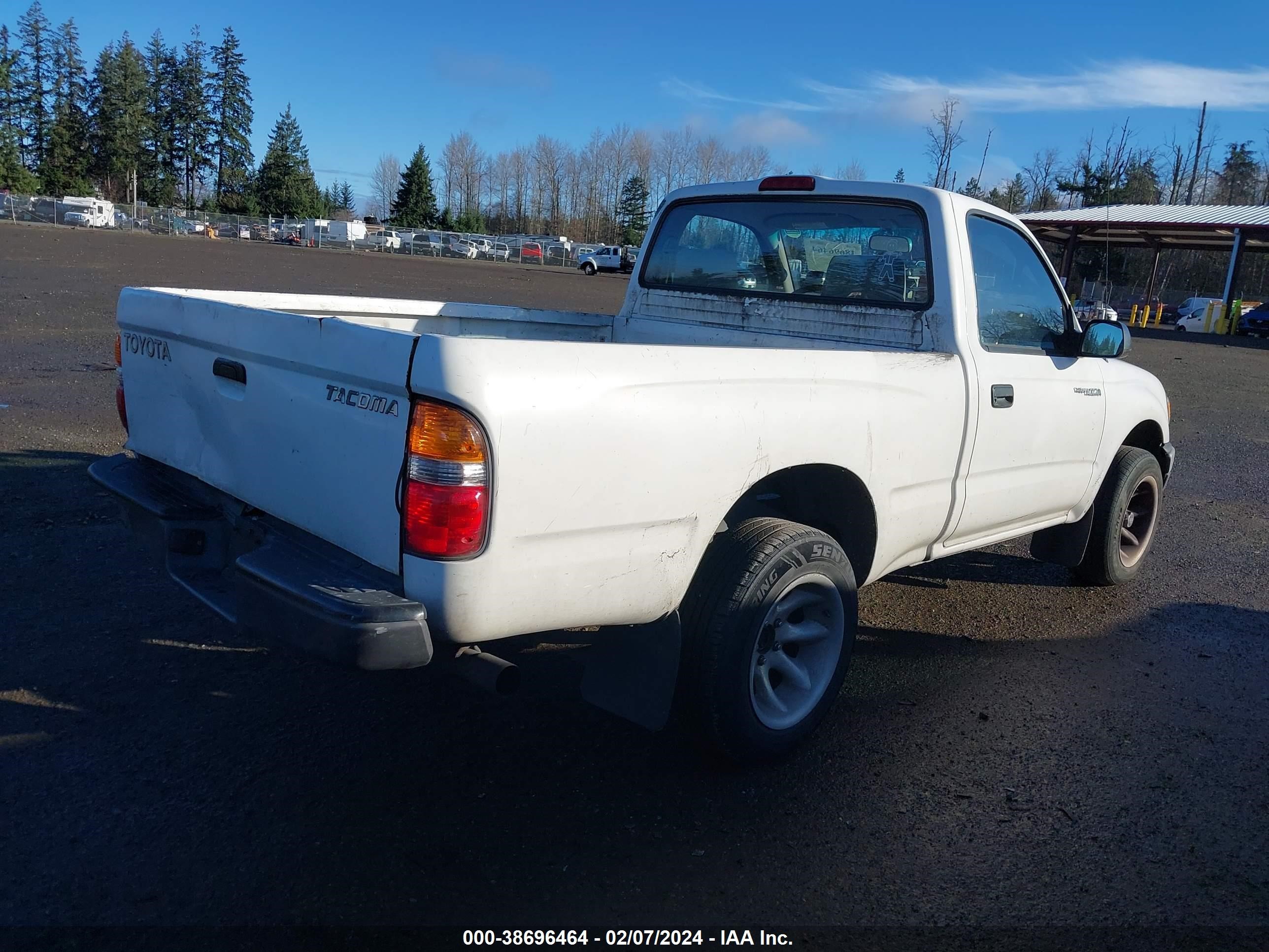 Photo 3 VIN: 5TENL42N32Z883320 - TOYOTA TACOMA 