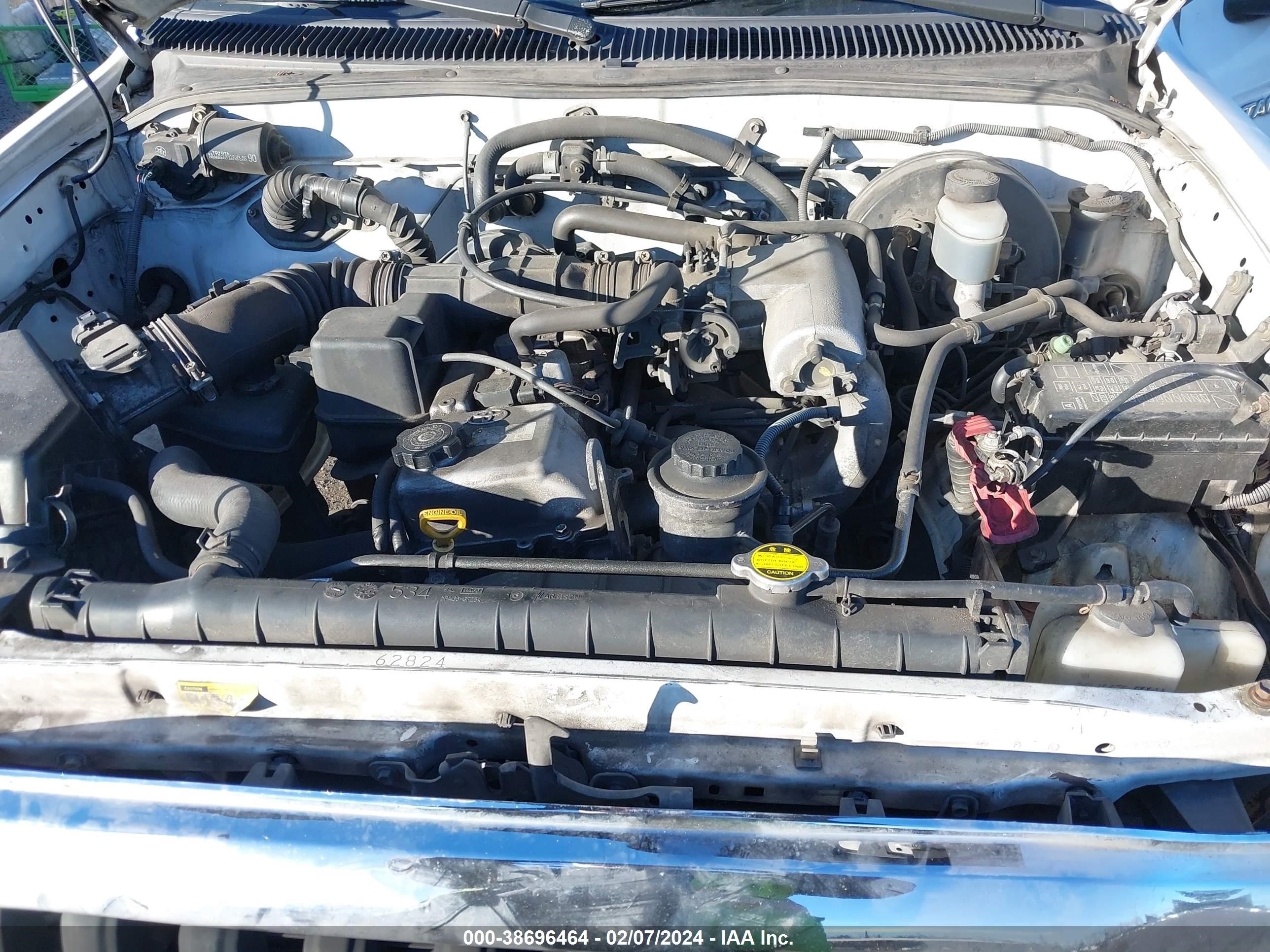 Photo 9 VIN: 5TENL42N32Z883320 - TOYOTA TACOMA 