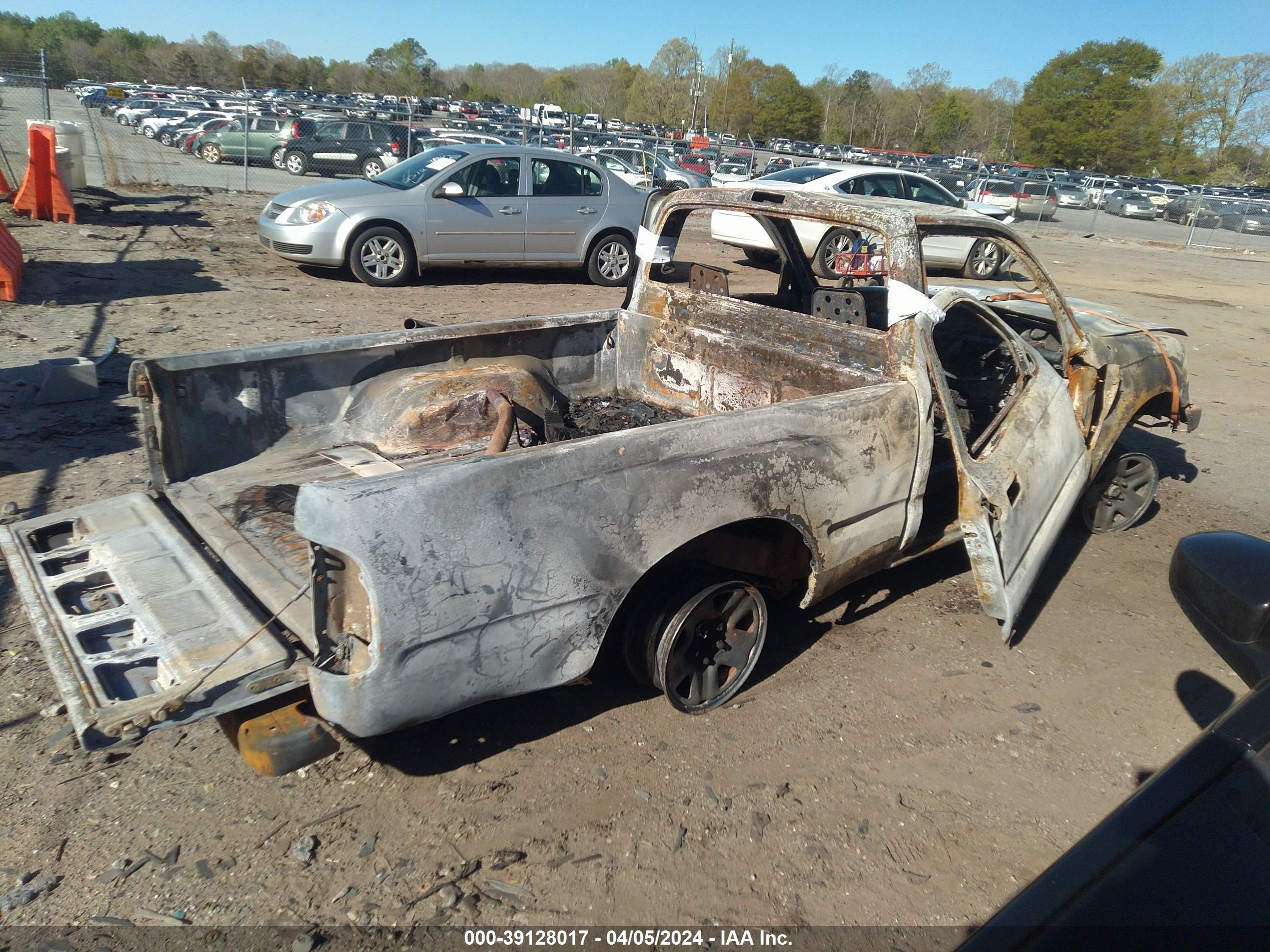 Photo 3 VIN: 5TENL42N522L22823 - TOYOTA TACOMA 