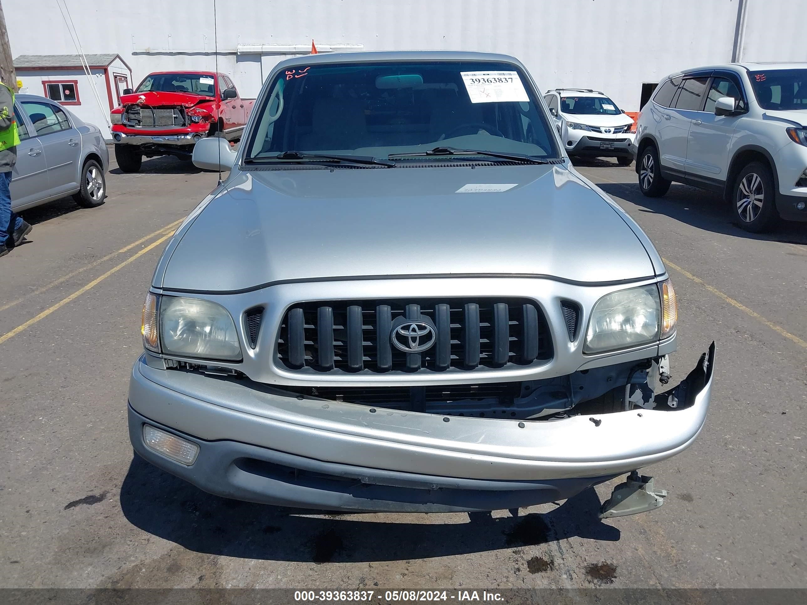 Photo 12 VIN: 5TENL42N93Z196053 - TOYOTA TACOMA 