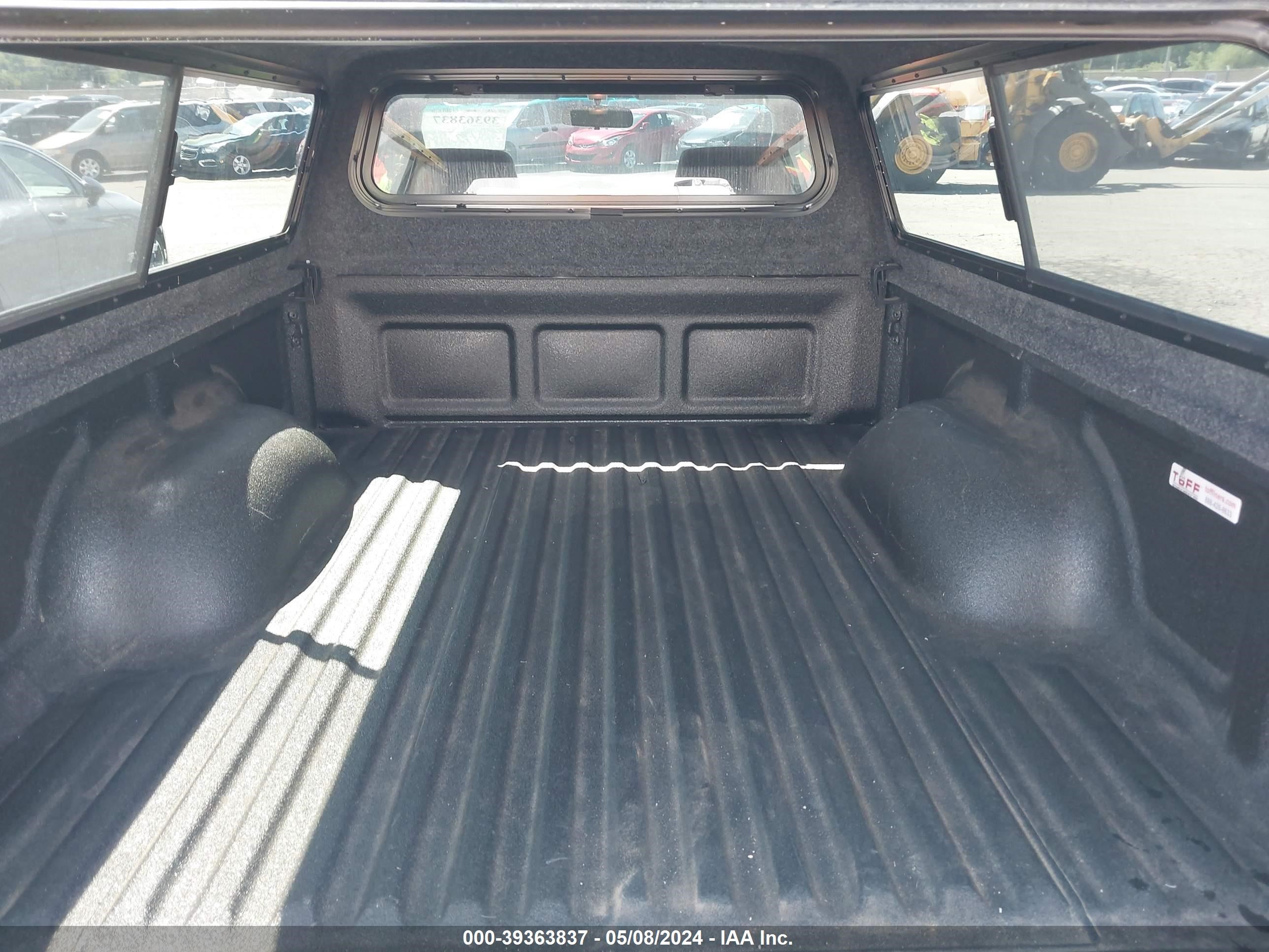 Photo 7 VIN: 5TENL42N93Z196053 - TOYOTA TACOMA 