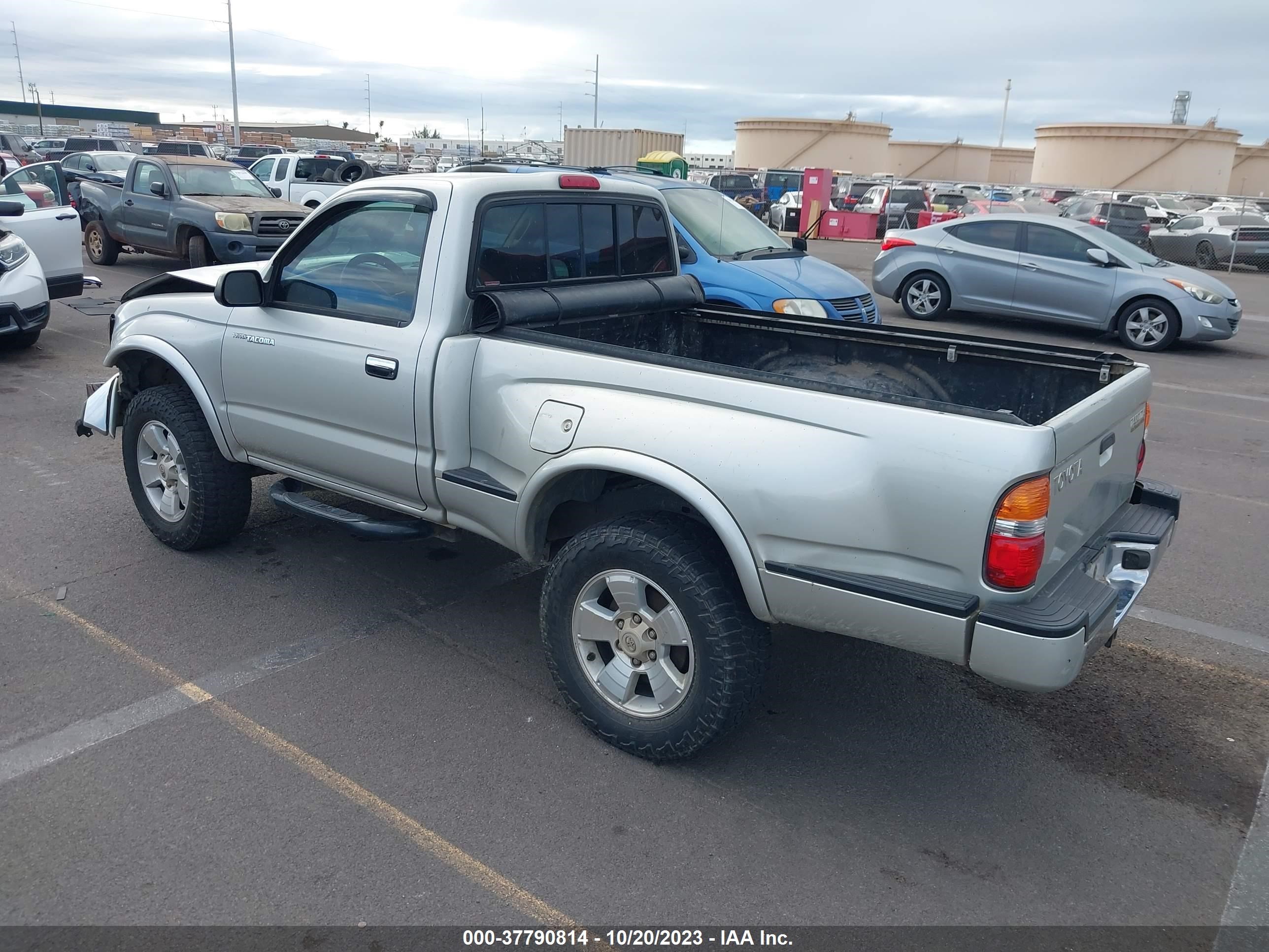 Photo 2 VIN: 5TENM92N43Z165044 - TOYOTA TACOMA 