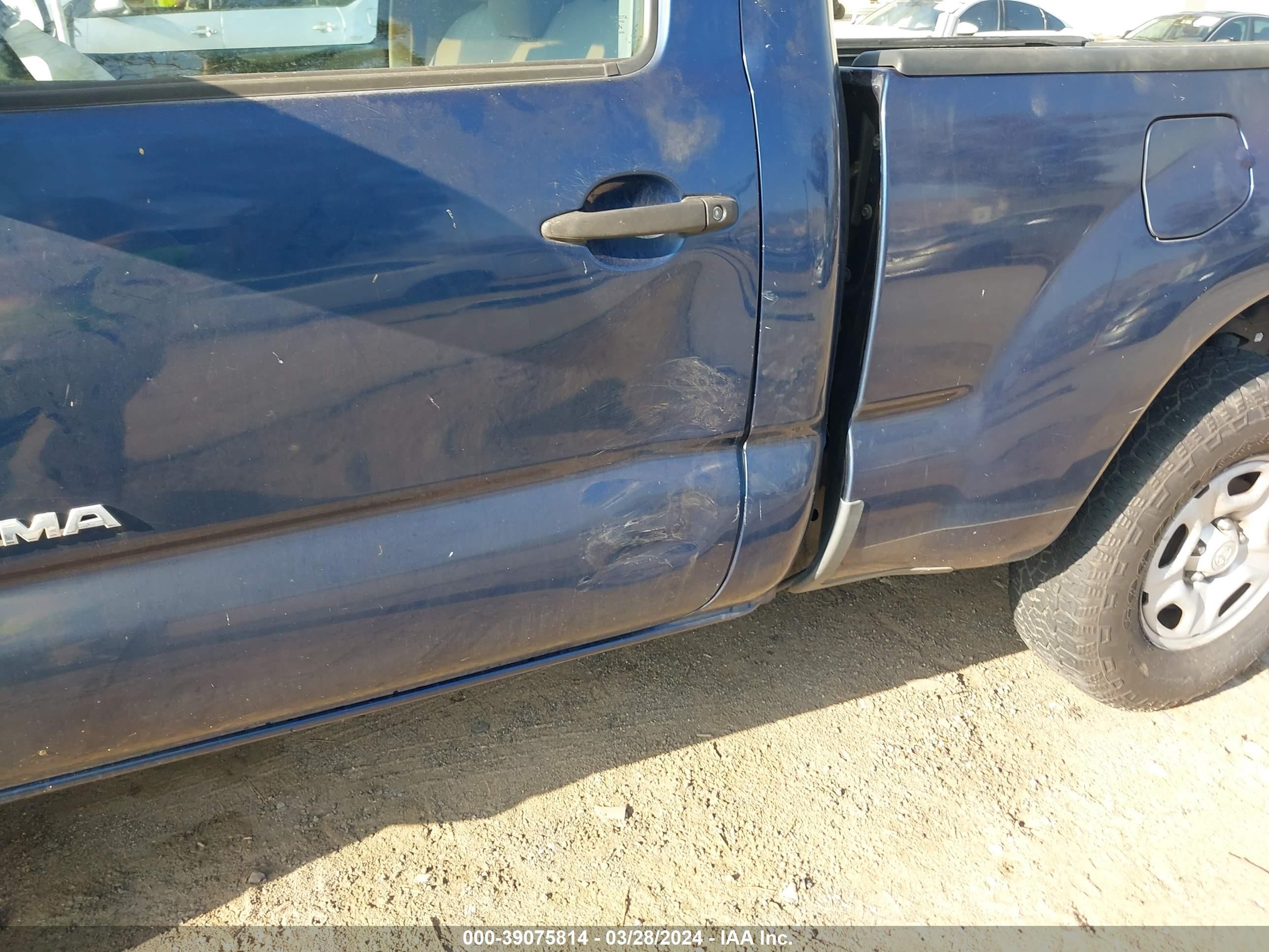 Photo 11 VIN: 5TENX22N06Z208507 - TOYOTA TACOMA 