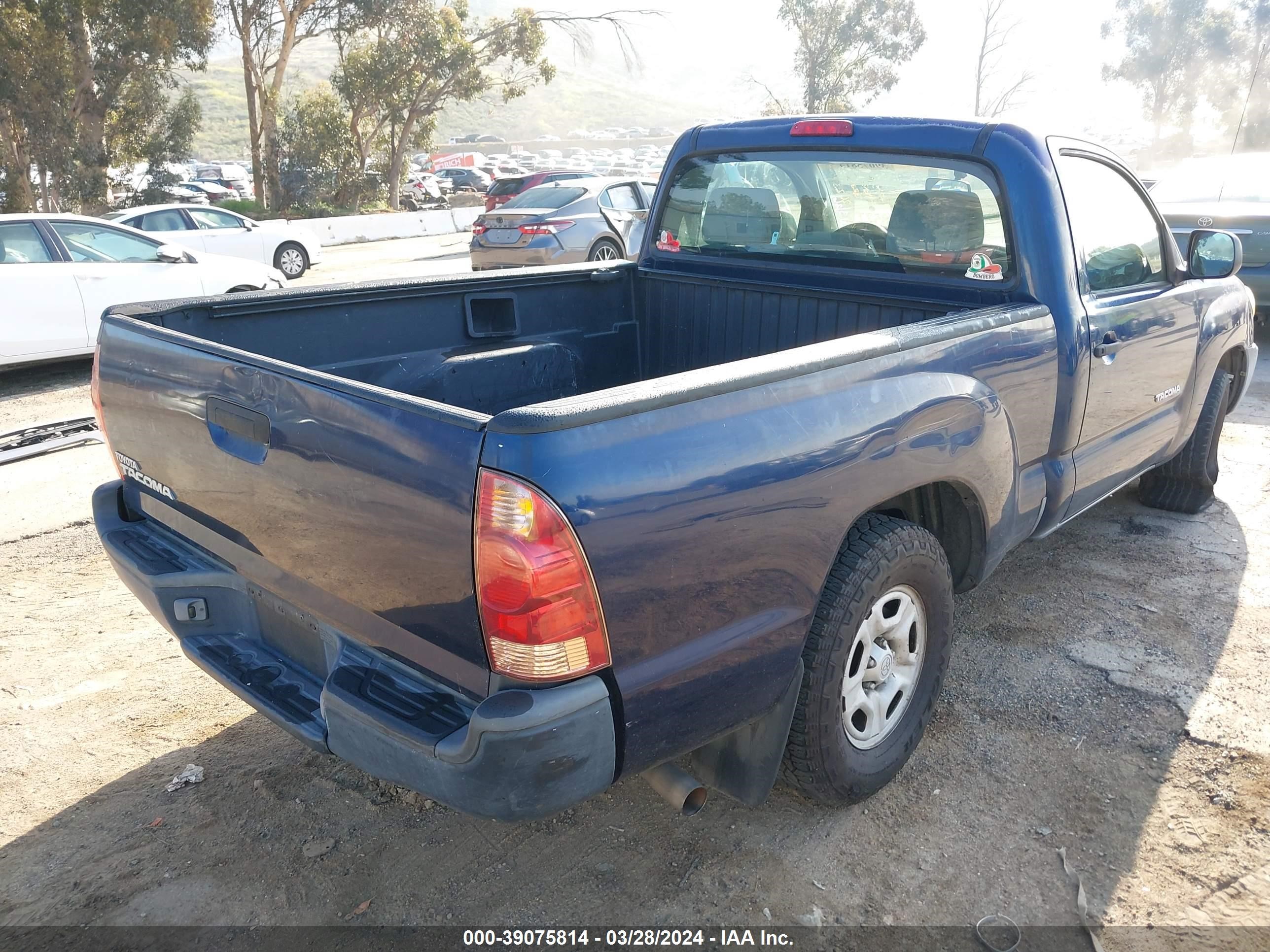 Photo 3 VIN: 5TENX22N06Z208507 - TOYOTA TACOMA 