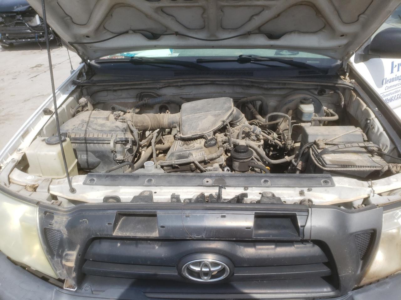 Photo 10 VIN: 5TENX22N15Z100301 - TOYOTA TACOMA 