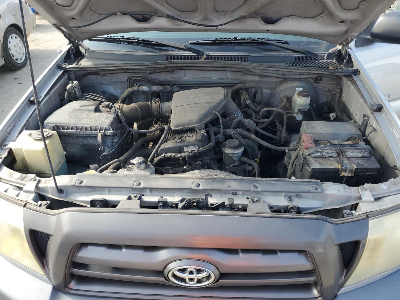 Photo 10 VIN: 5TENX22N29Z622215 - TOYOTA TACOMA 