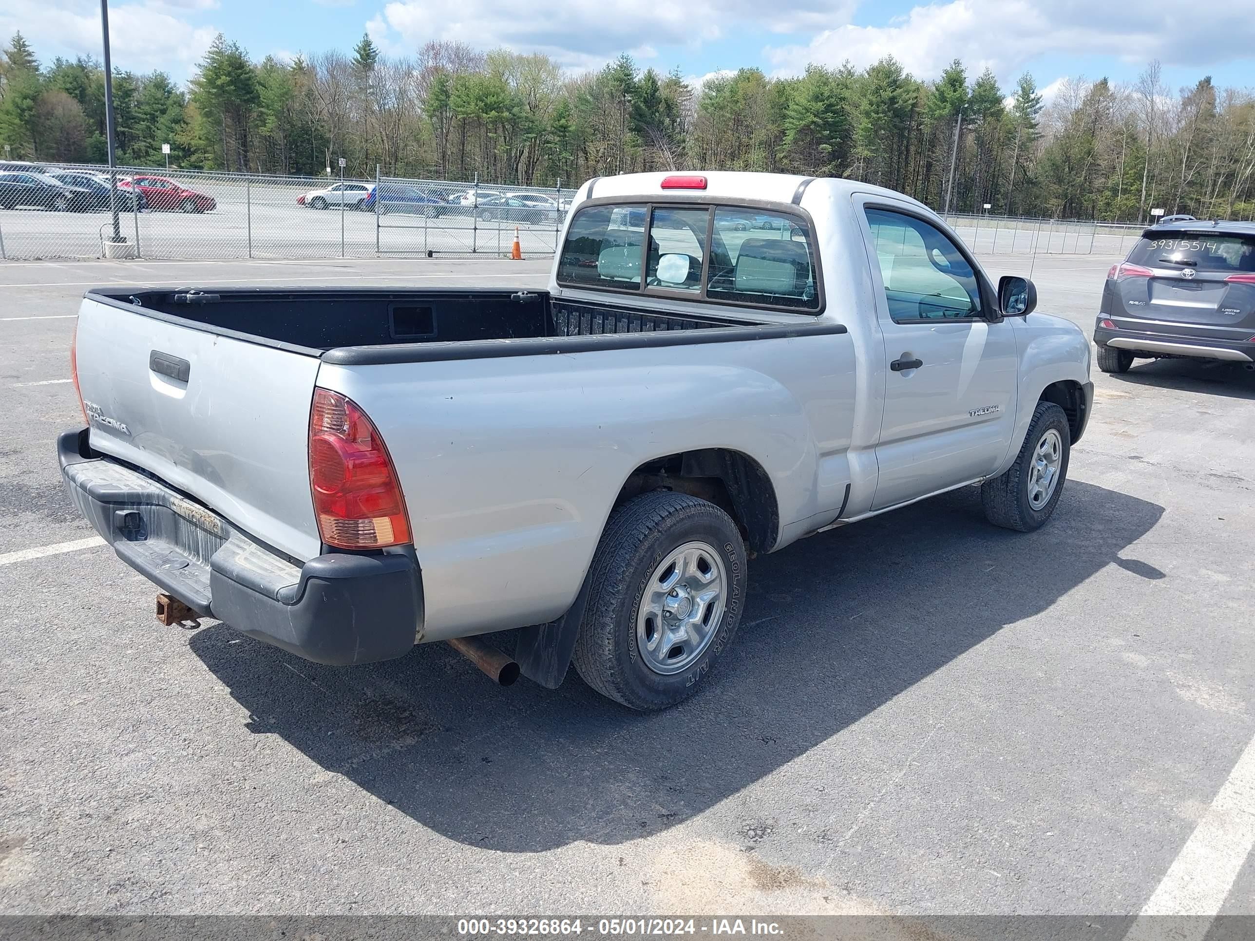 Photo 3 VIN: 5TENX22N38Z584976 - TOYOTA TACOMA 