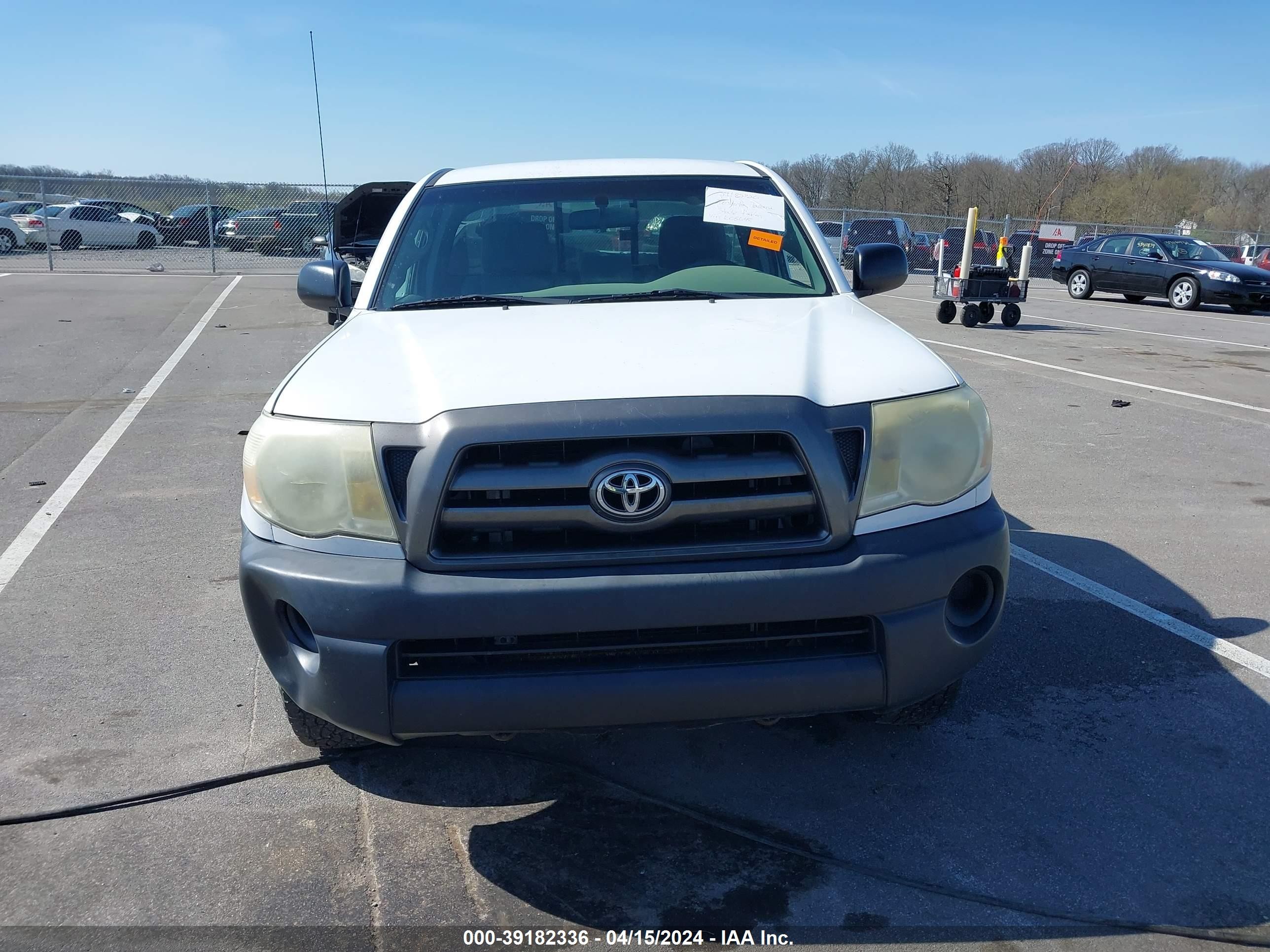 Photo 12 VIN: 5TENX22N39Z605648 - TOYOTA TACOMA 