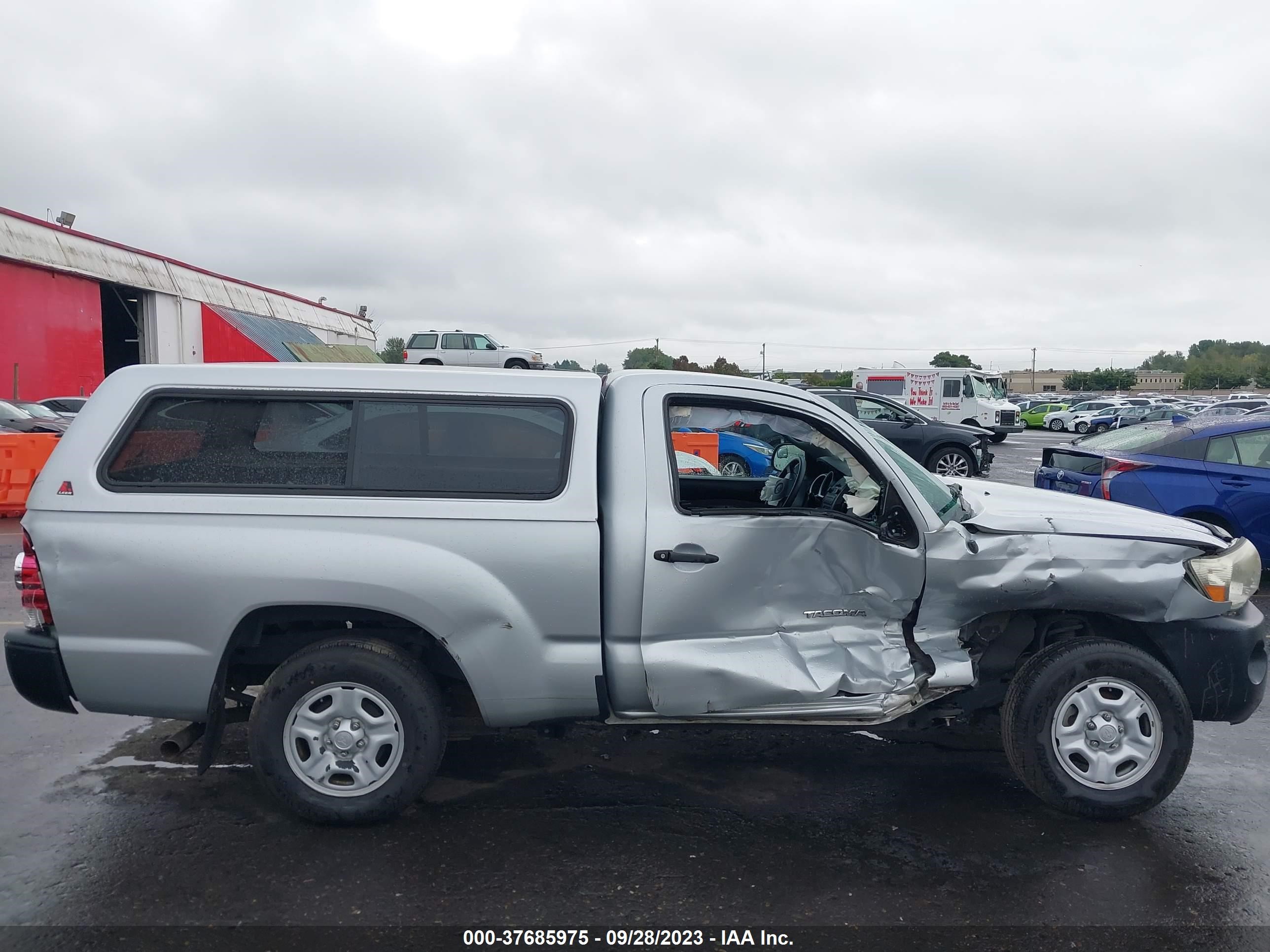 Photo 11 VIN: 5TENX22N39Z623096 - TOYOTA TACOMA 