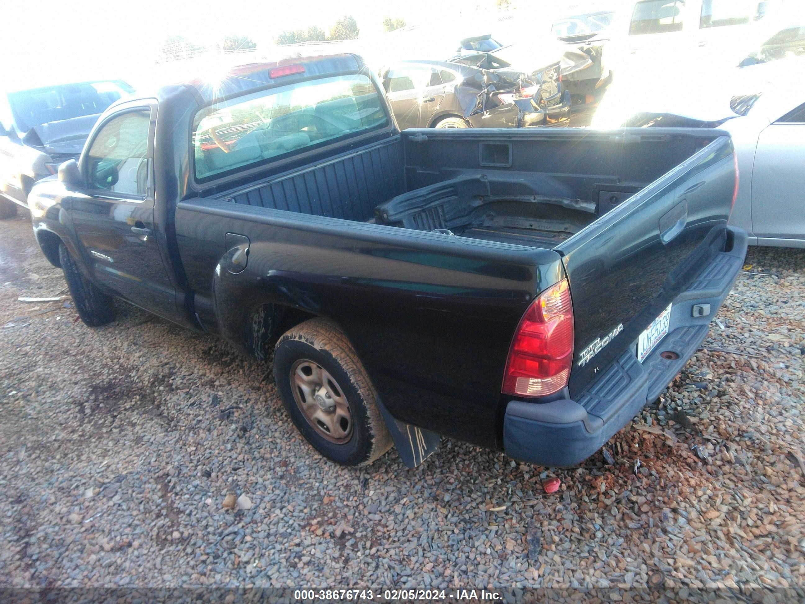 Photo 2 VIN: 5TENX22N67Z338857 - TOYOTA TACOMA 