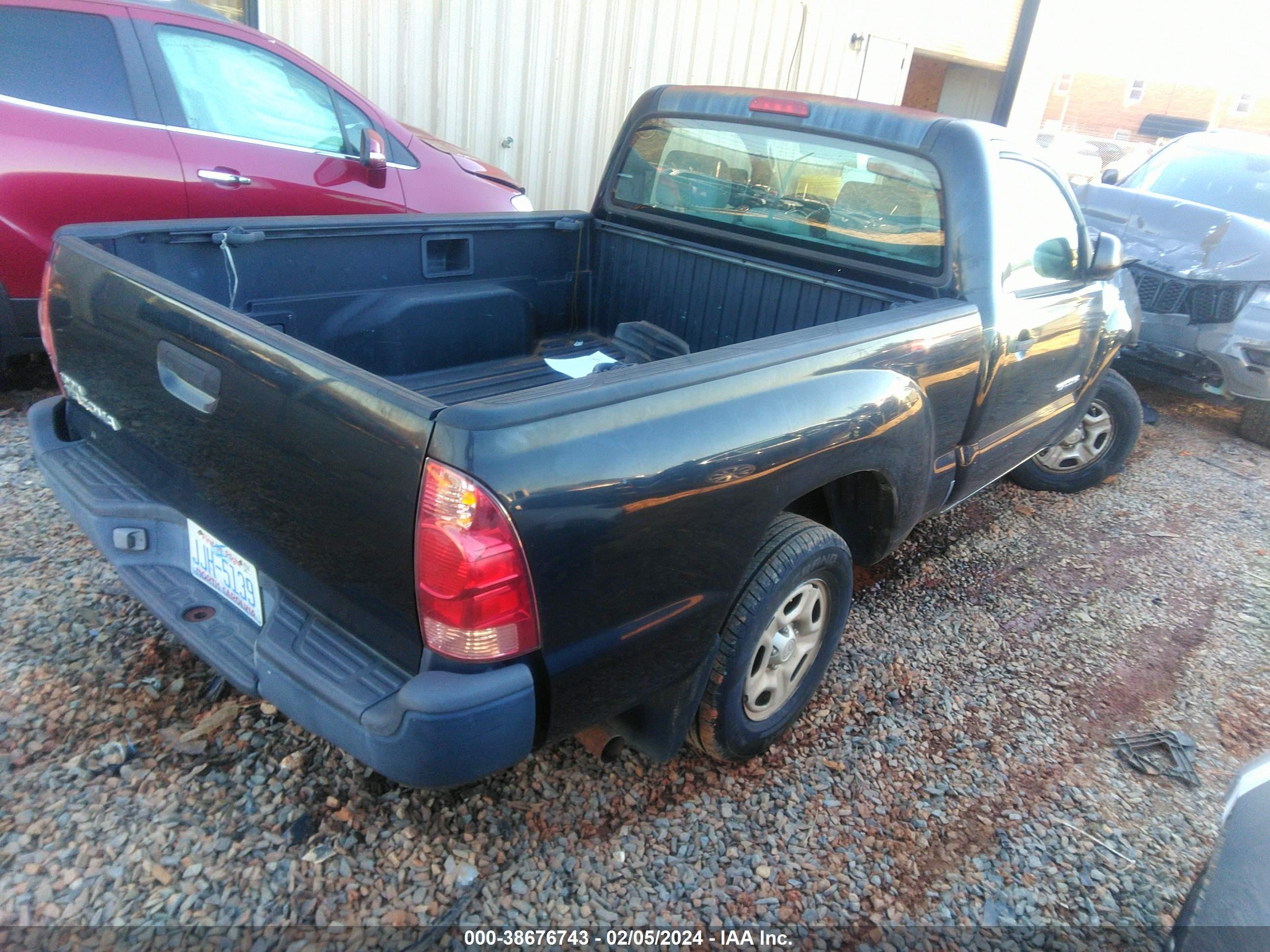 Photo 3 VIN: 5TENX22N67Z338857 - TOYOTA TACOMA 