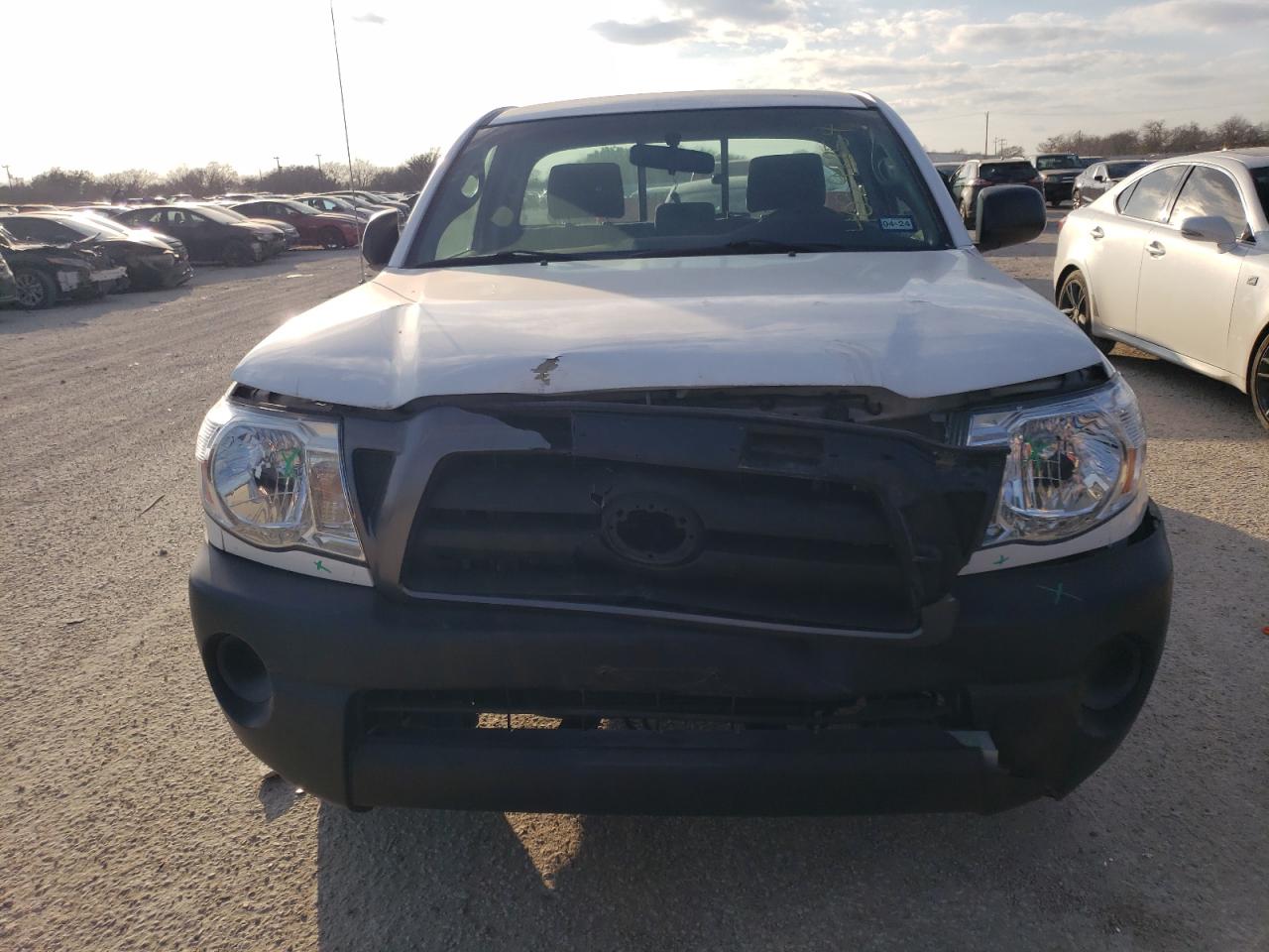 Photo 4 VIN: 5TENX22N69Z633220 - TOYOTA TACOMA 