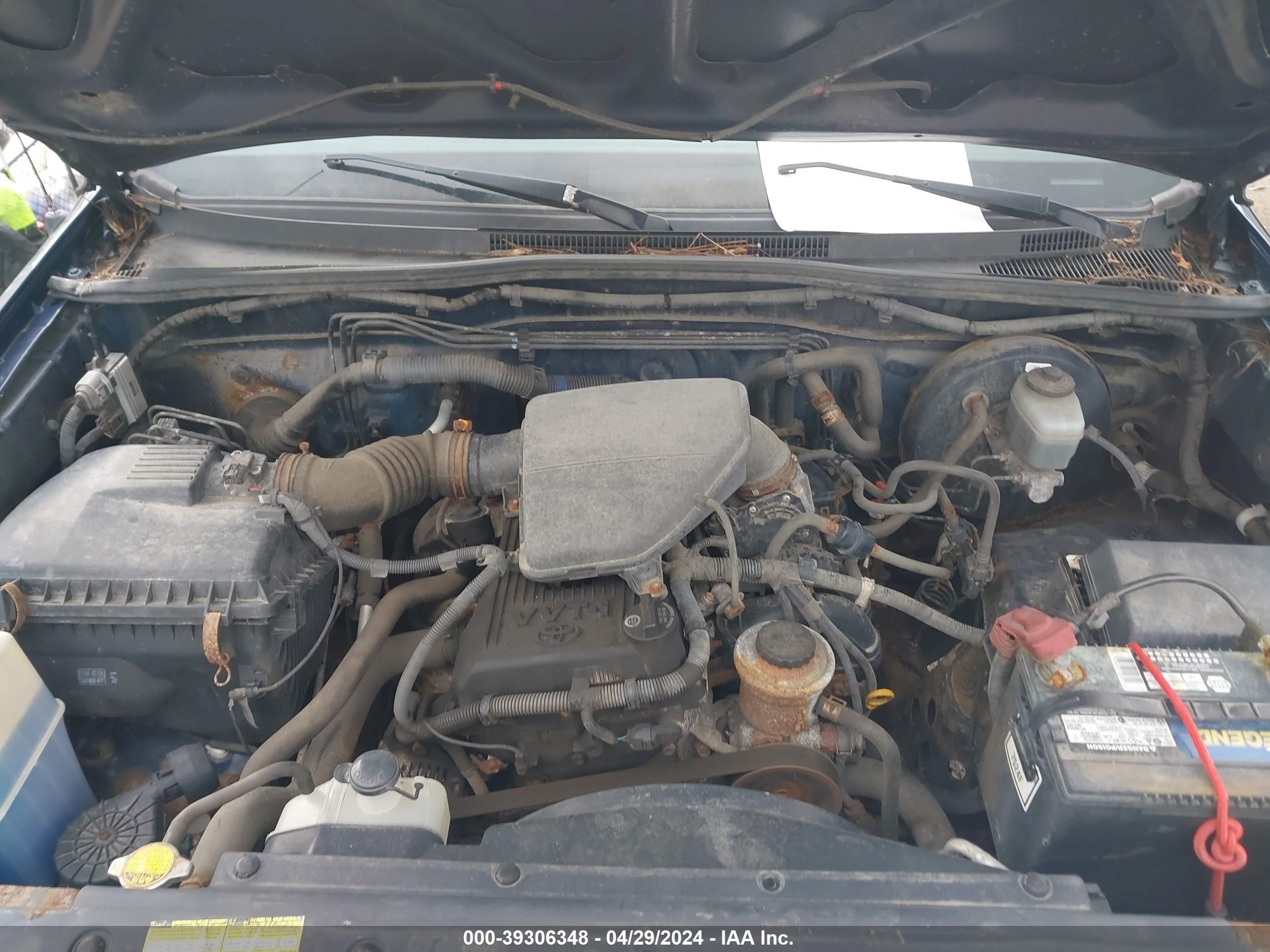 Photo 9 VIN: 5TENX22N78Z481382 - TOYOTA TACOMA 