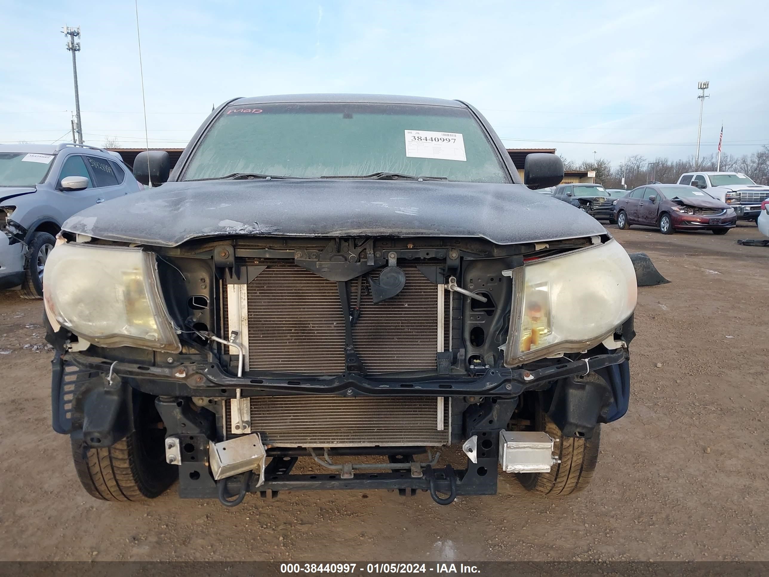 Photo 12 VIN: 5TENX22N89Z632781 - TOYOTA TACOMA 