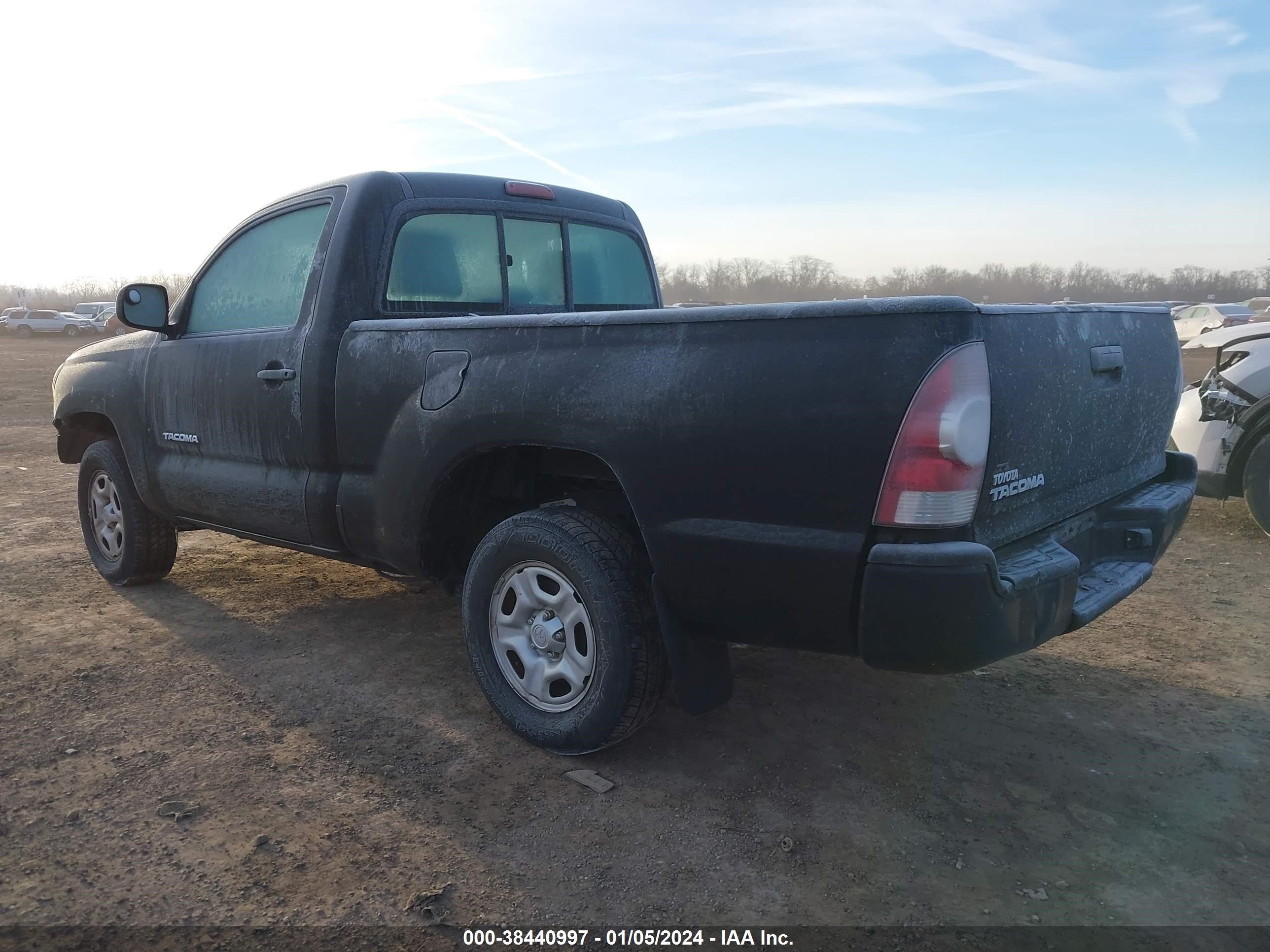 Photo 2 VIN: 5TENX22N89Z632781 - TOYOTA TACOMA 