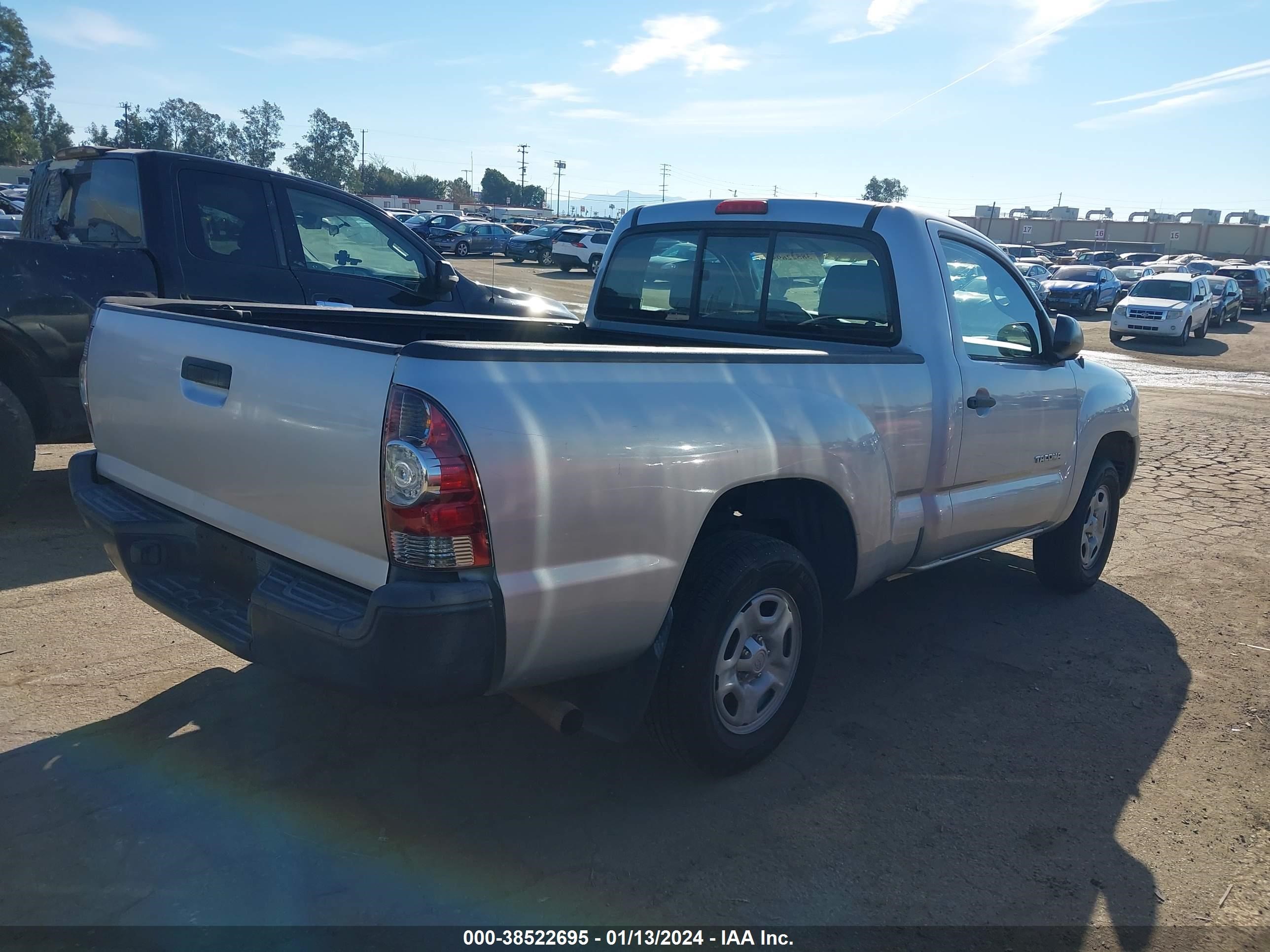 Photo 3 VIN: 5TENX22NX9Z596513 - TOYOTA TACOMA 