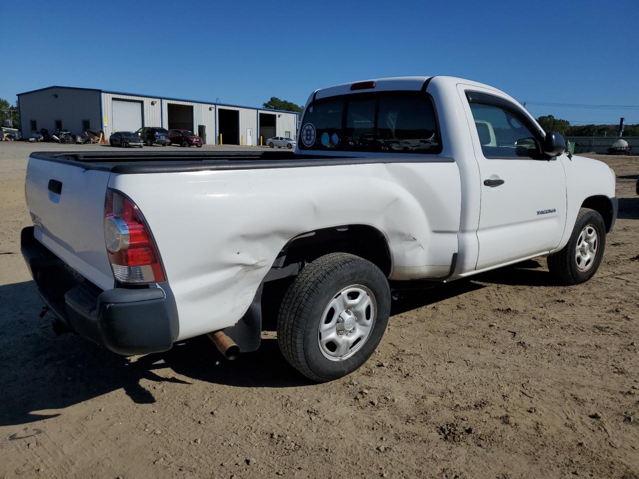 Photo 2 VIN: 5TENX4CN5AZ739060 - TOYOTA TACOMA 