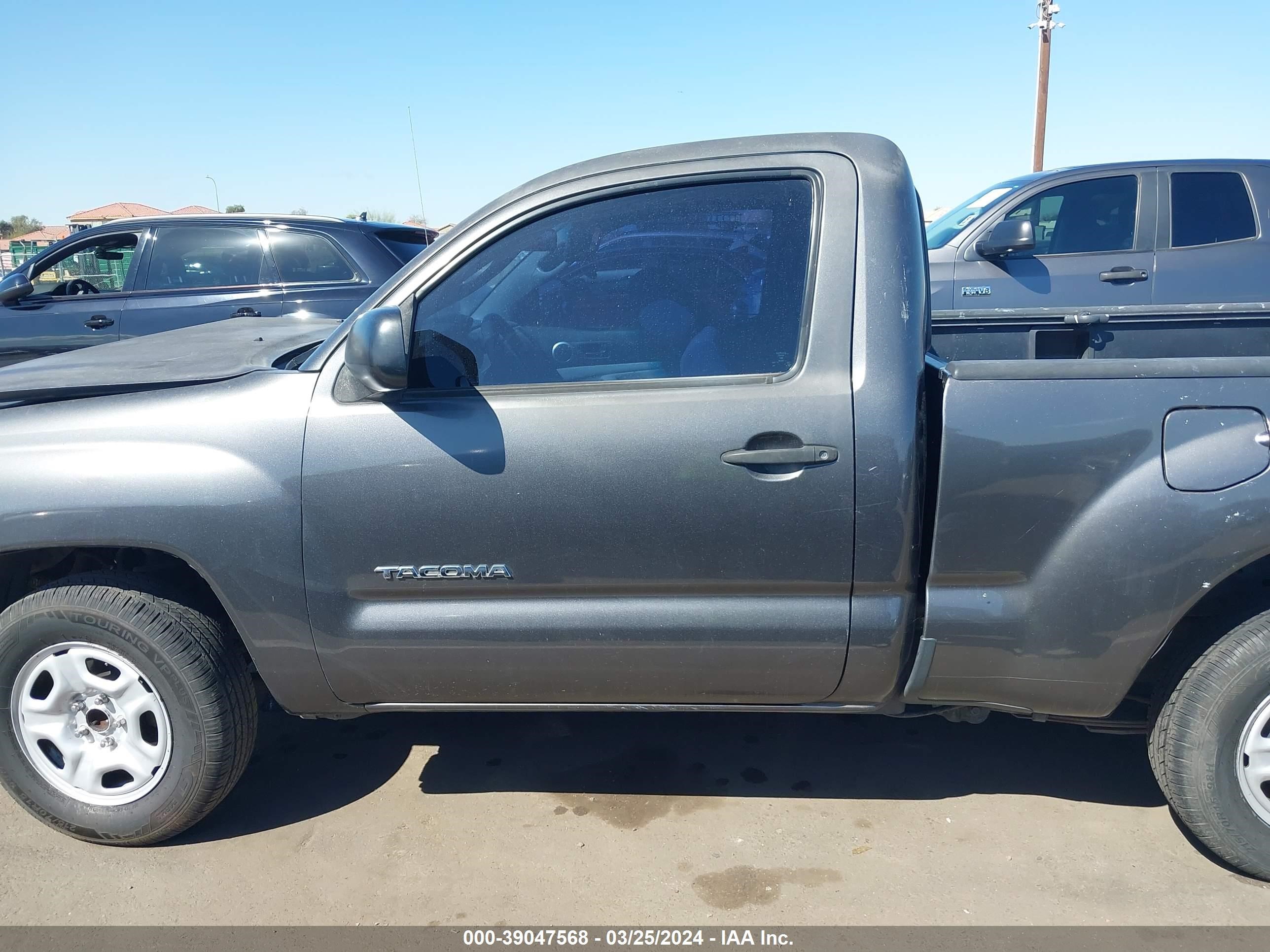 Photo 14 VIN: 5TENX4CN9AZ735352 - TOYOTA TACOMA 