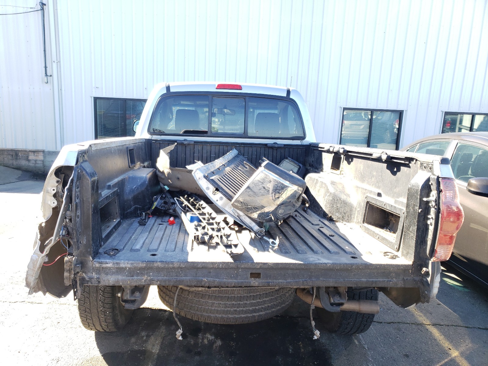 Photo 5 VIN: 5TENX62N15Z142233 - TOYOTA TACOMA PRE 