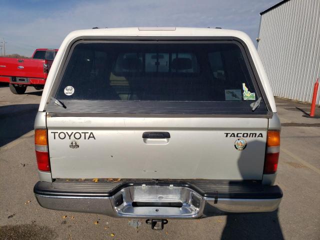 Photo 5 VIN: 5TEPM62N8YZ697542 - TOYOTA ALL MODELS 