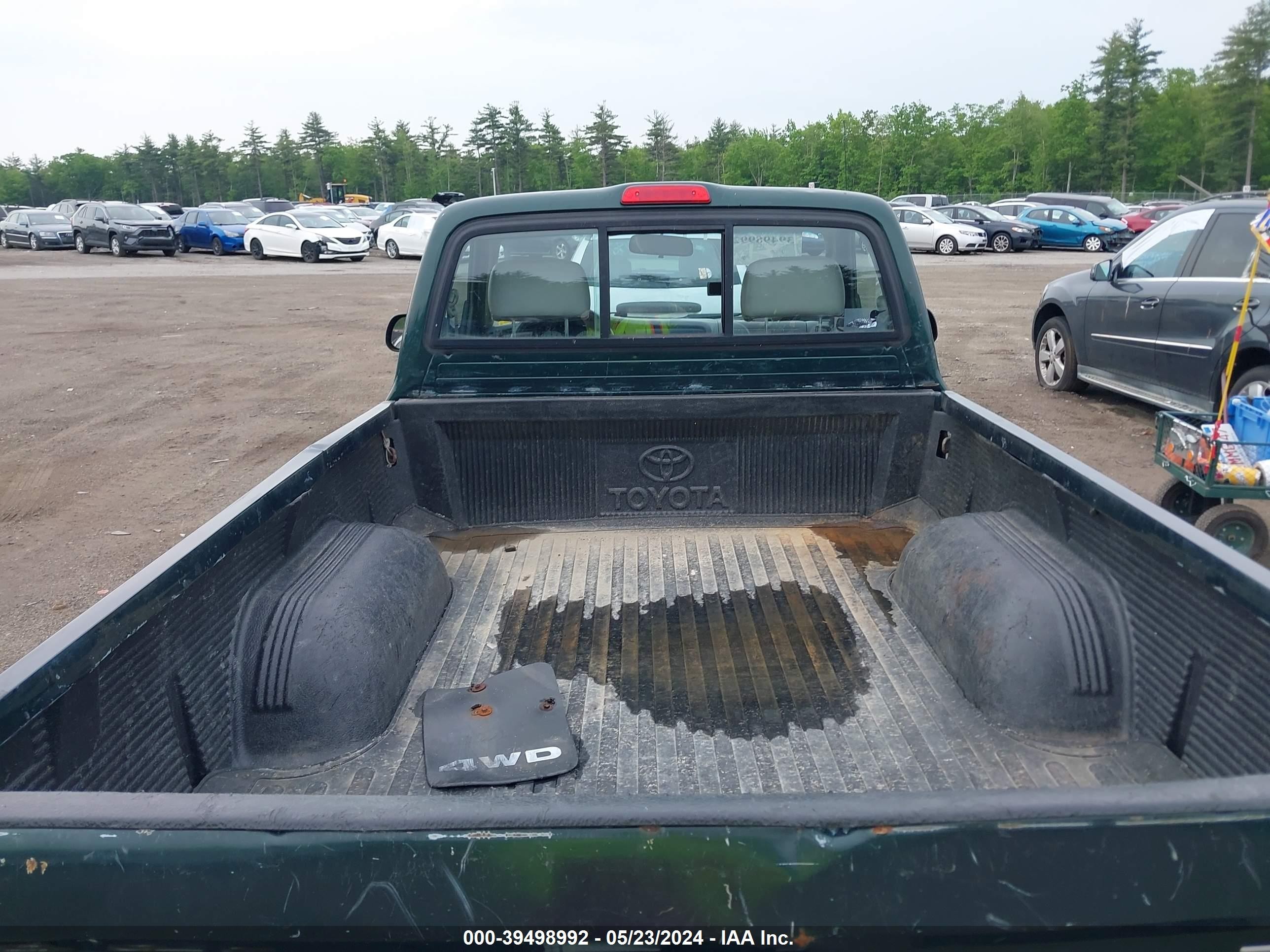 Photo 12 VIN: 5TEPM62NX1Z811806 - TOYOTA TACOMA 