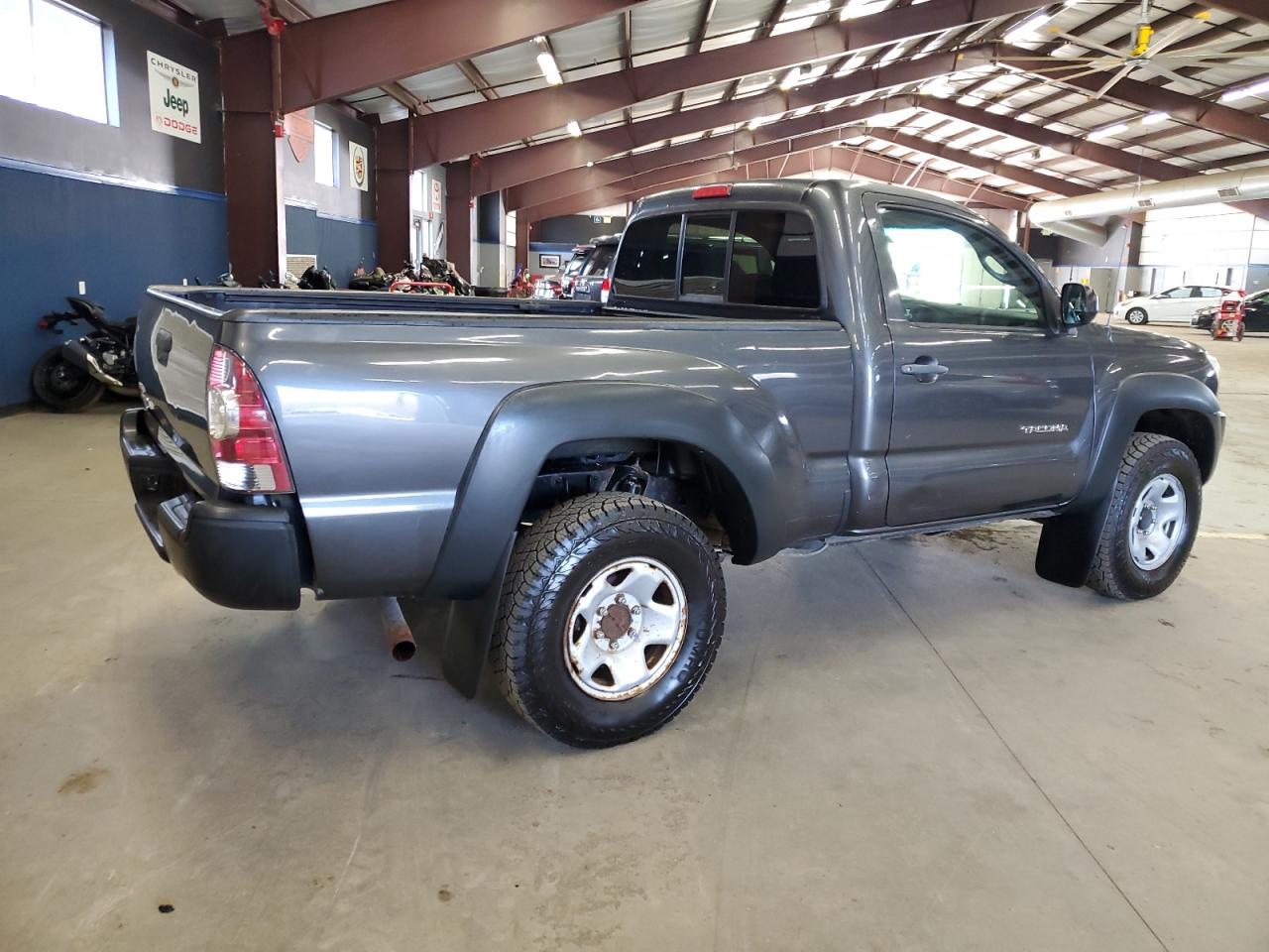 Photo 2 VIN: 5TEPX42N79Z611568 - TOYOTA TACOMA 