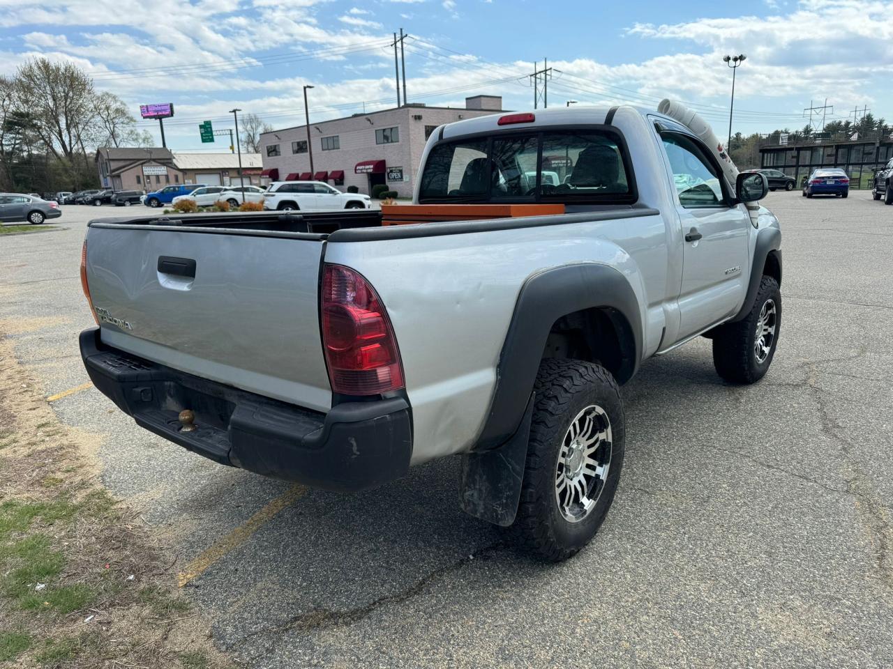 Photo 3 VIN: 5TEPX42NX8Z541272 - TOYOTA TACOMA 