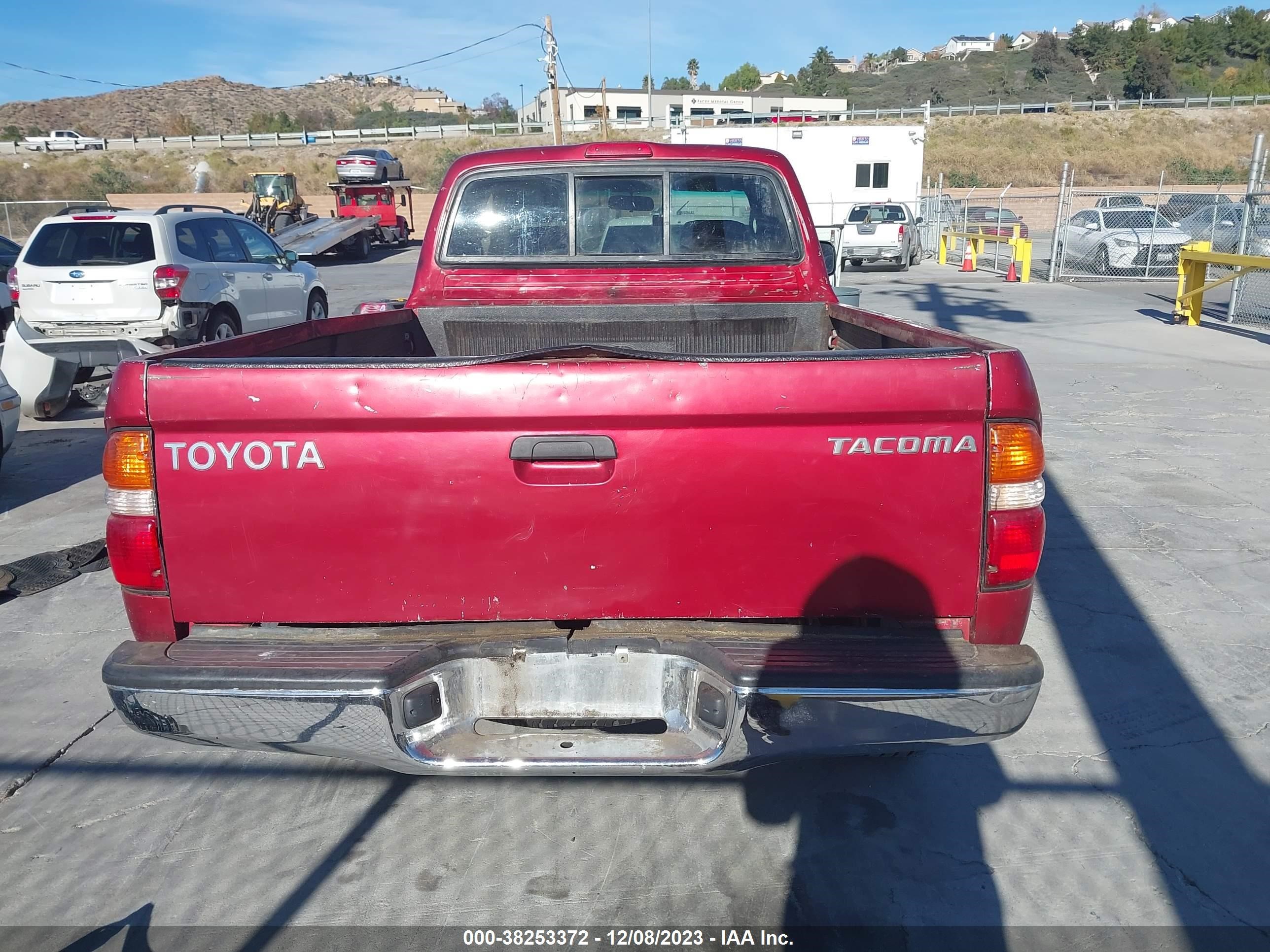 Photo 15 VIN: 5TESM92N21Z758532 - TOYOTA TACOMA 