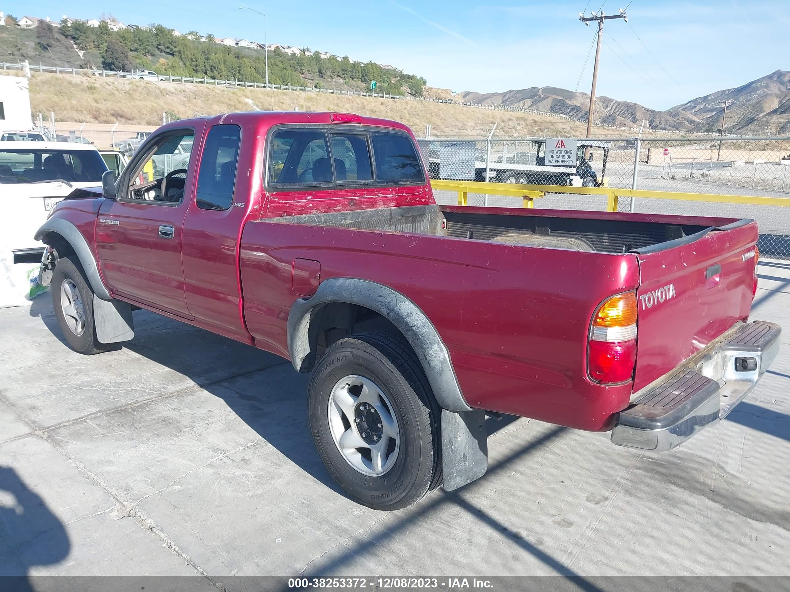 Photo 2 VIN: 5TESM92N21Z758532 - TOYOTA TACOMA 