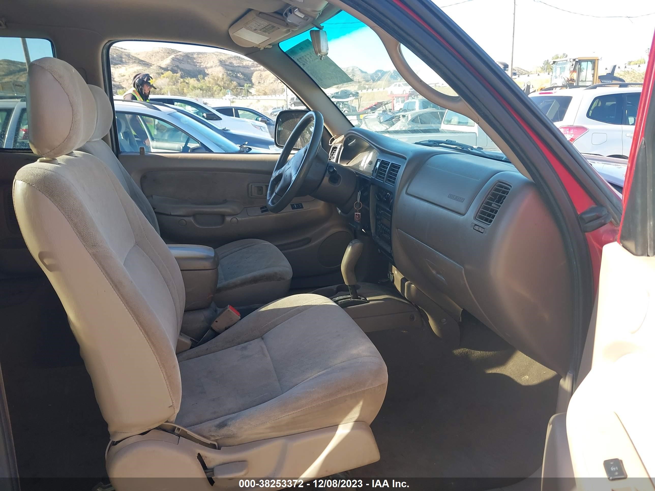 Photo 4 VIN: 5TESM92N21Z758532 - TOYOTA TACOMA 