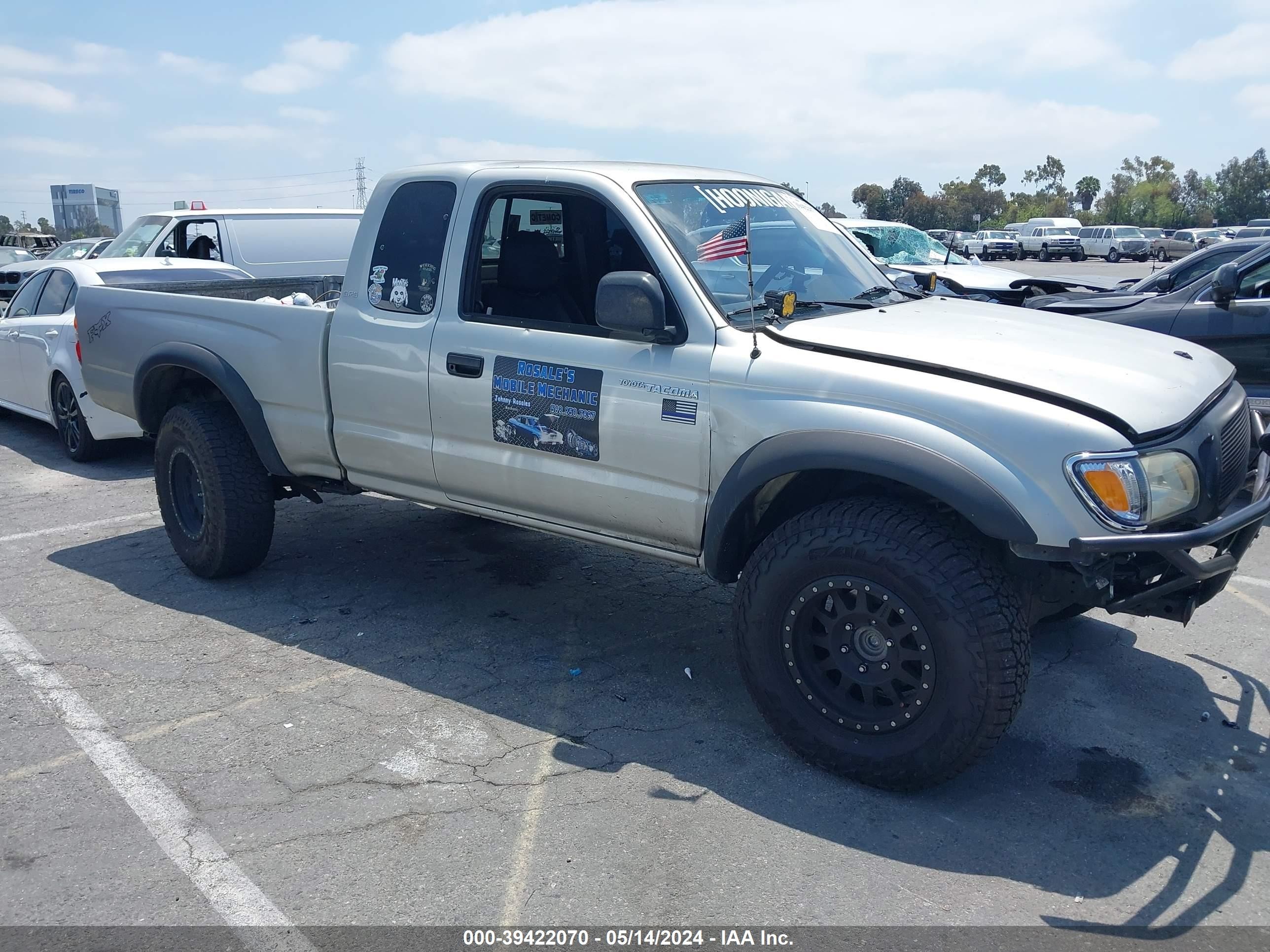 Photo 12 VIN: 5TESM92N22Z138040 - TOYOTA TACOMA 