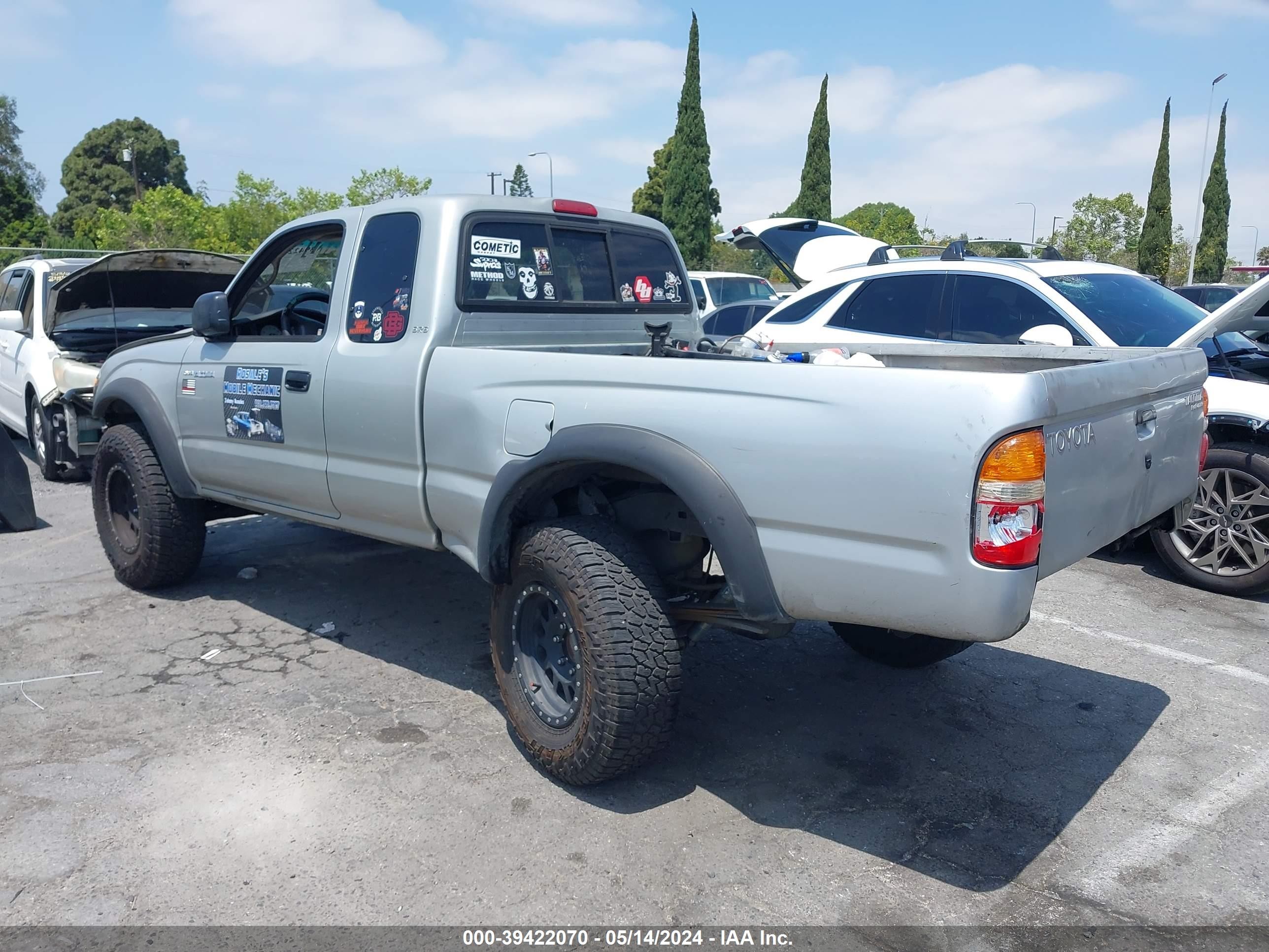 Photo 2 VIN: 5TESM92N22Z138040 - TOYOTA TACOMA 