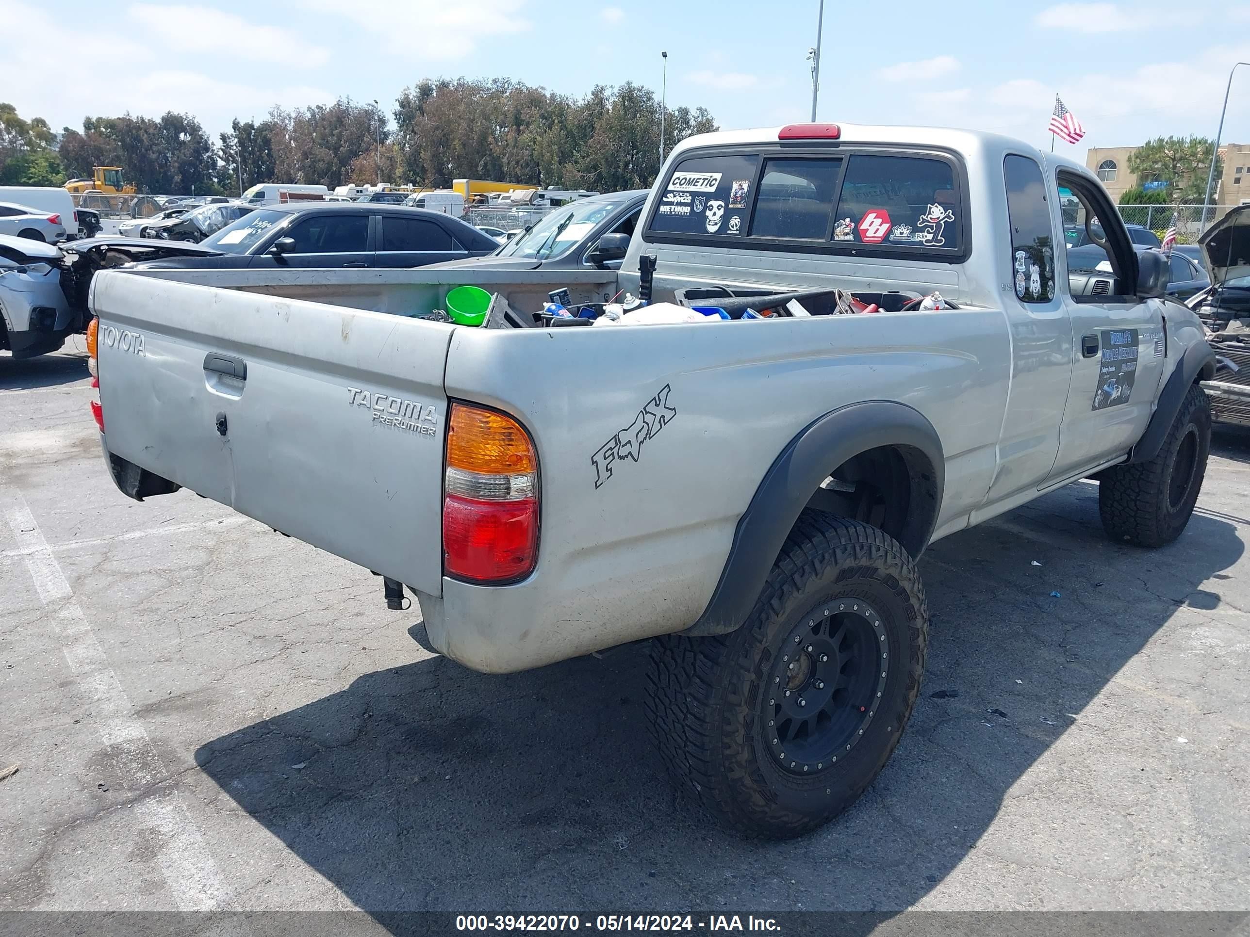 Photo 3 VIN: 5TESM92N22Z138040 - TOYOTA TACOMA 