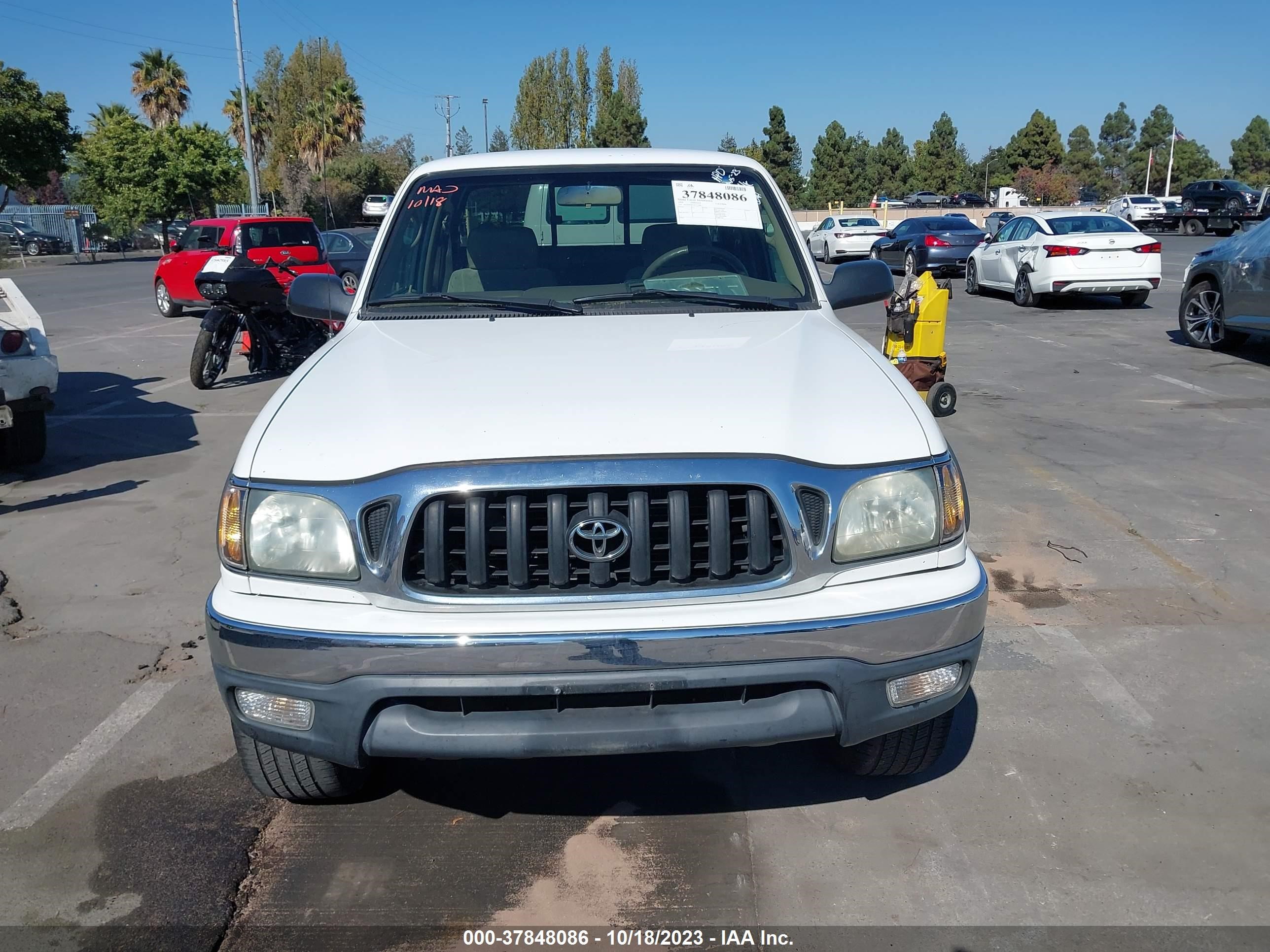 Photo 10 VIN: 5TESM92N34Z357060 - TOYOTA TACOMA 