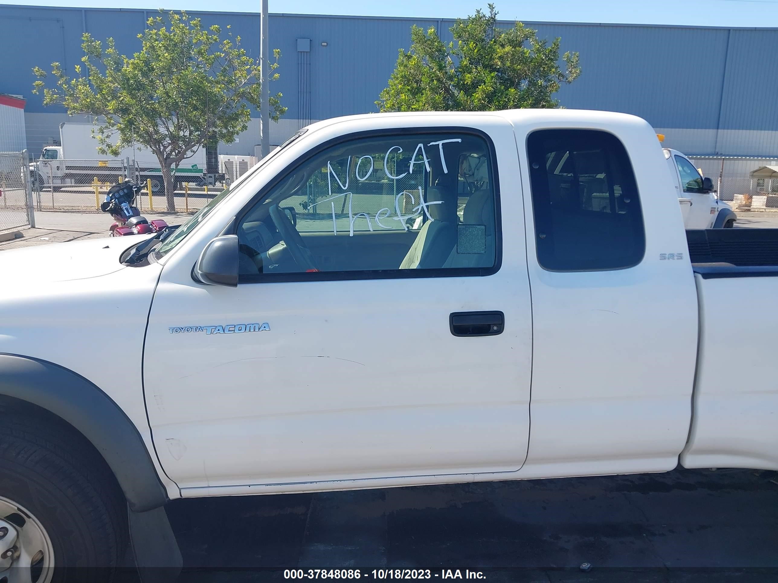 Photo 12 VIN: 5TESM92N34Z357060 - TOYOTA TACOMA 