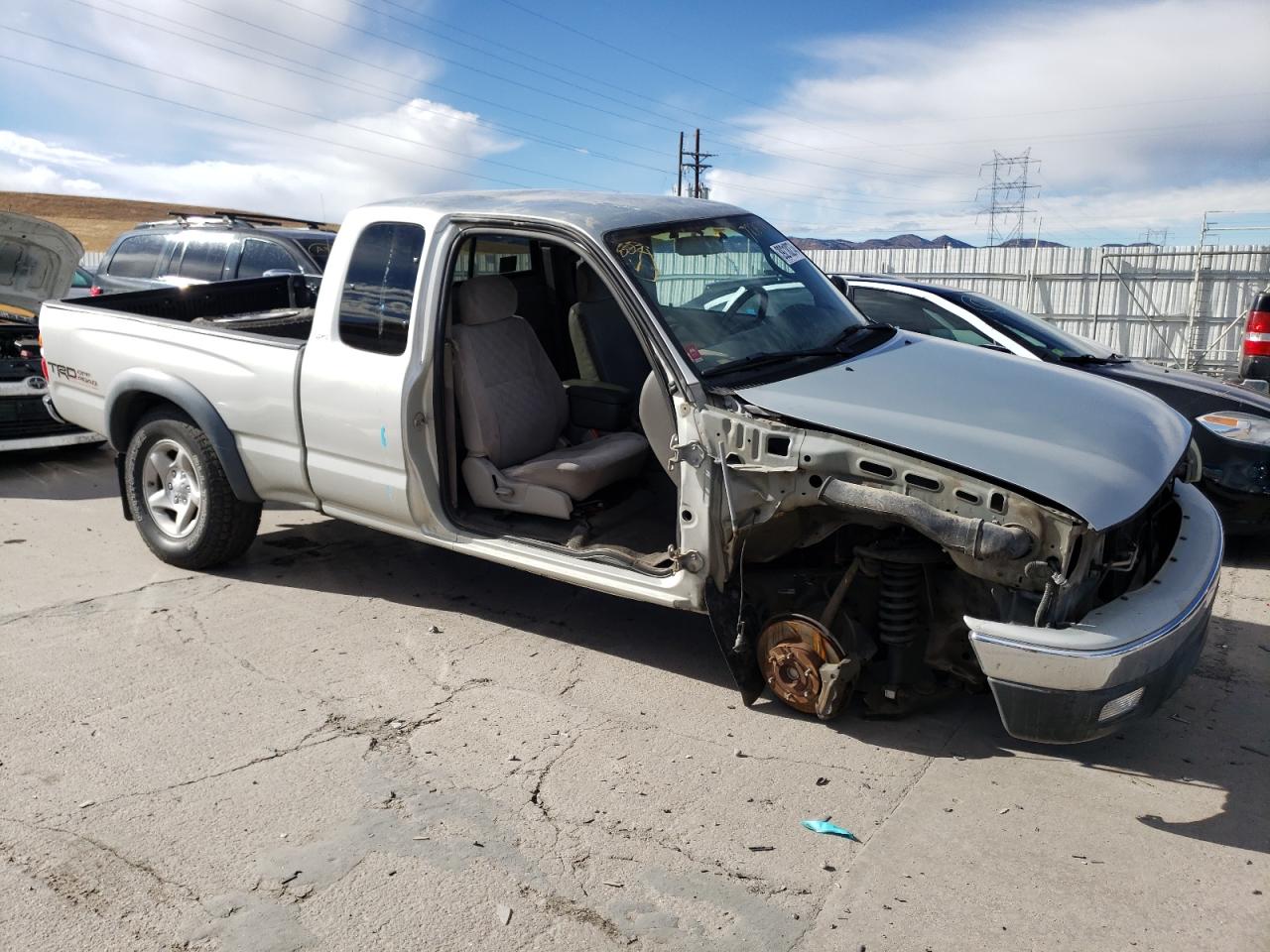 Photo 3 VIN: 5TESM92N42Z137925 - TOYOTA TACOMA 