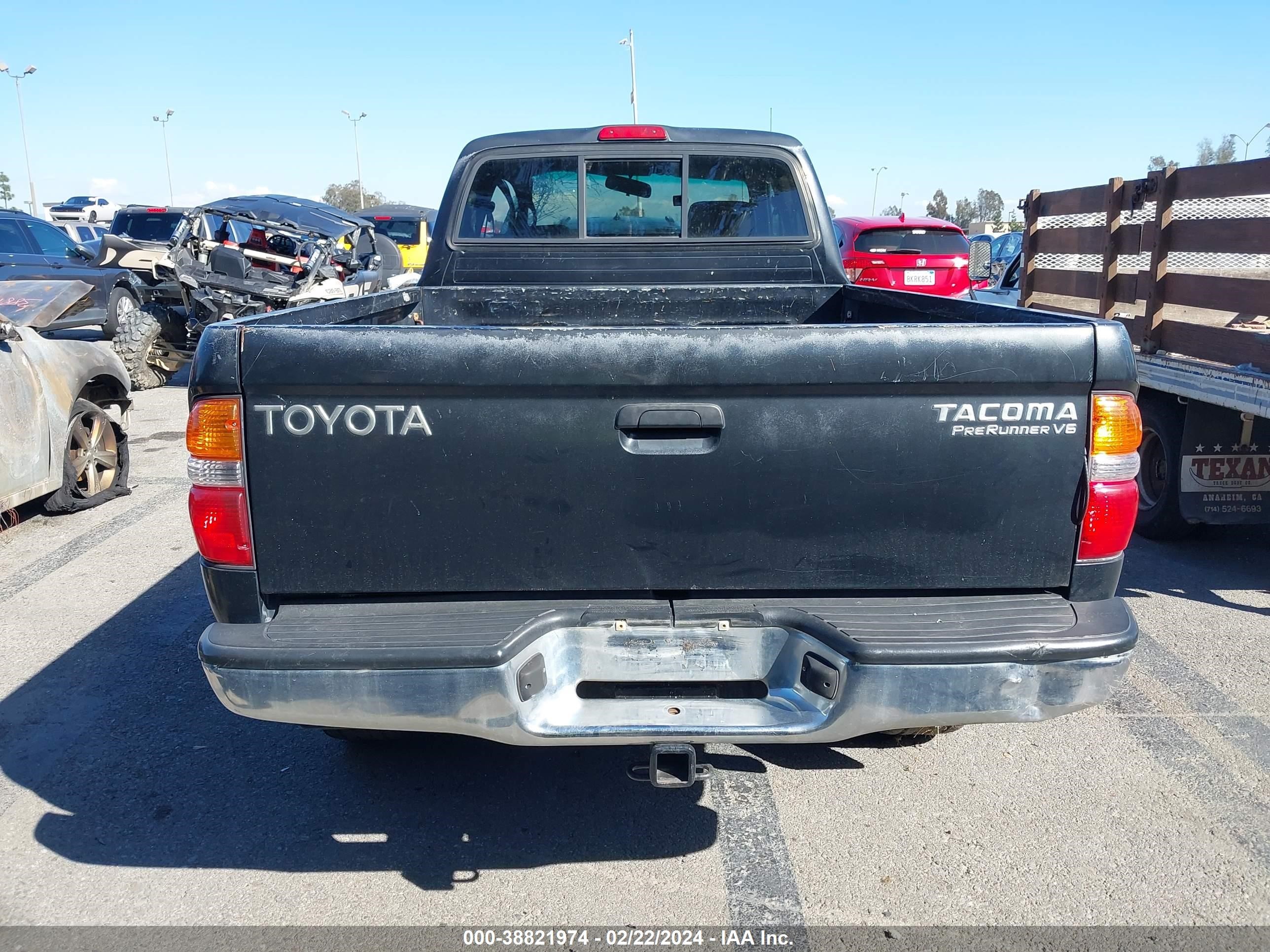 Photo 15 VIN: 5TESN92N42Z038812 - TOYOTA TACOMA 