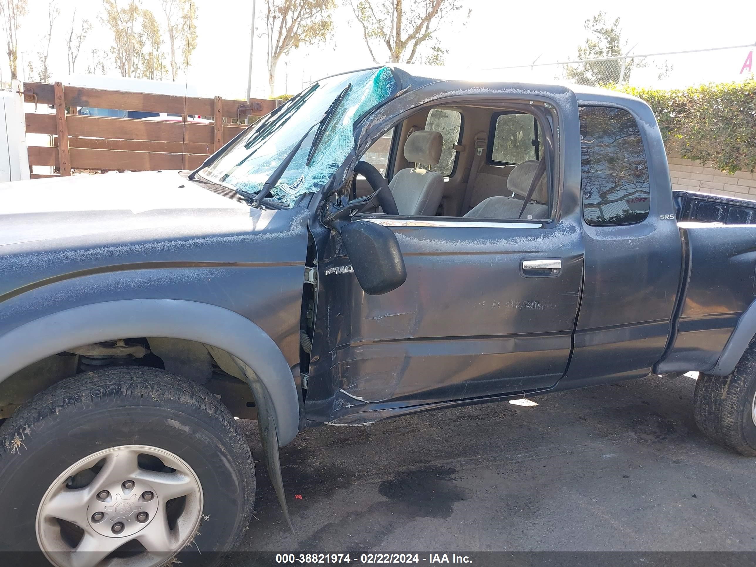 Photo 5 VIN: 5TESN92N42Z038812 - TOYOTA TACOMA 