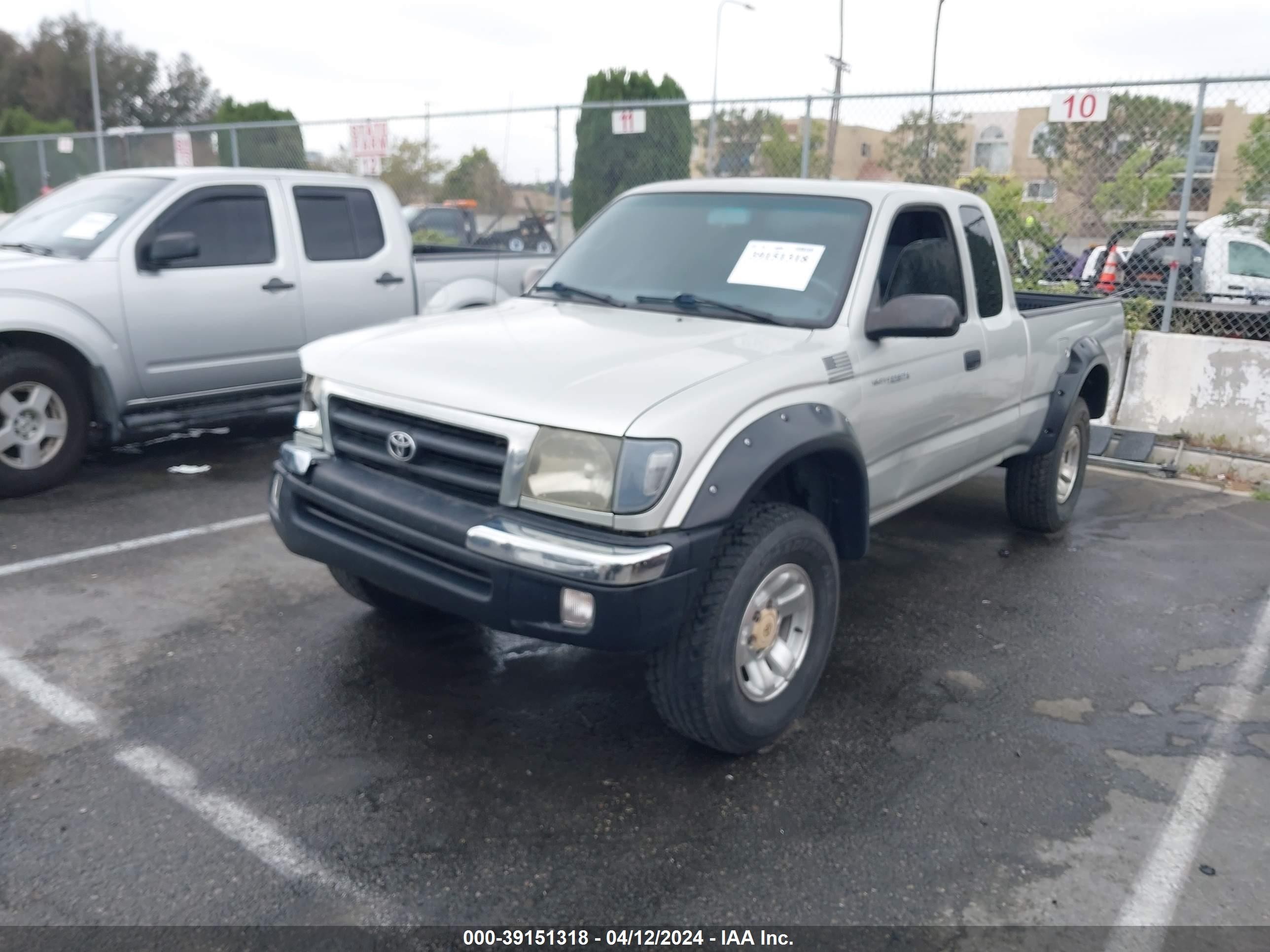 Photo 1 VIN: 5TESN92N4YZ685249 - TOYOTA TACOMA 