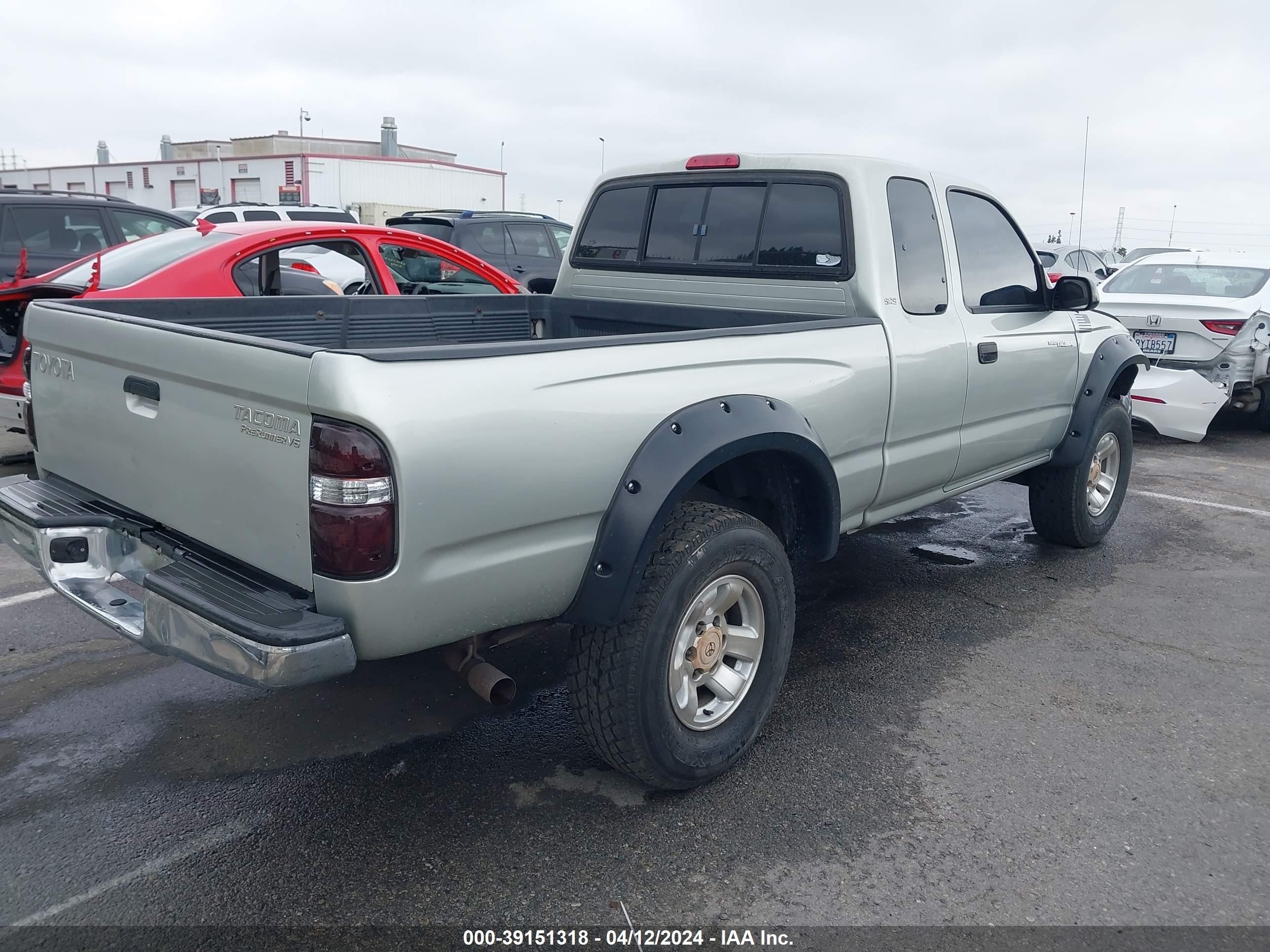 Photo 3 VIN: 5TESN92N4YZ685249 - TOYOTA TACOMA 