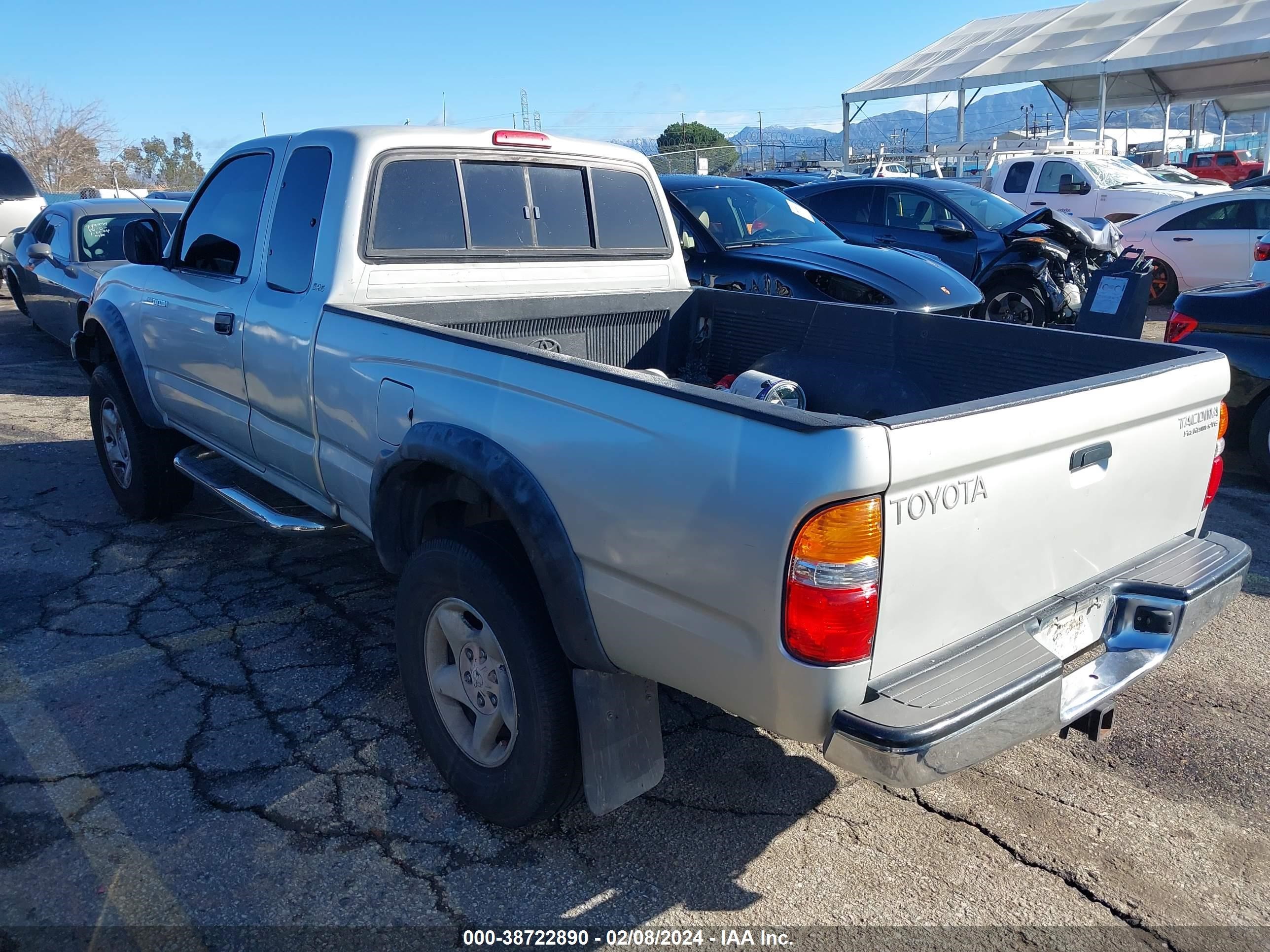 Photo 2 VIN: 5TESN92N91Z745757 - TOYOTA TACOMA 