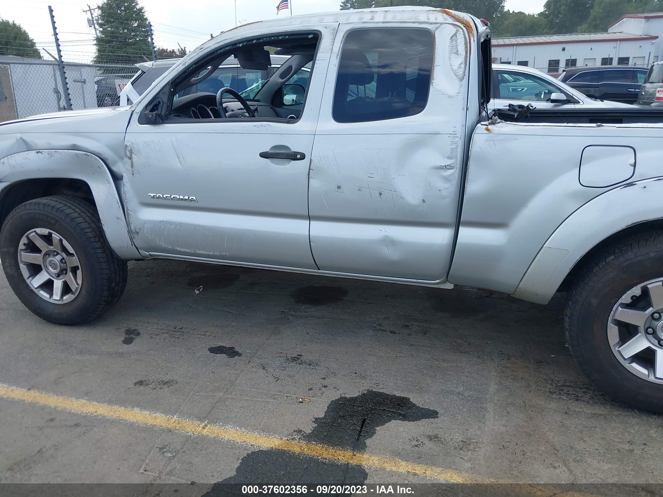 Photo 13 VIN: 5TETU62N45Z097319 - TOYOTA TACOMA 