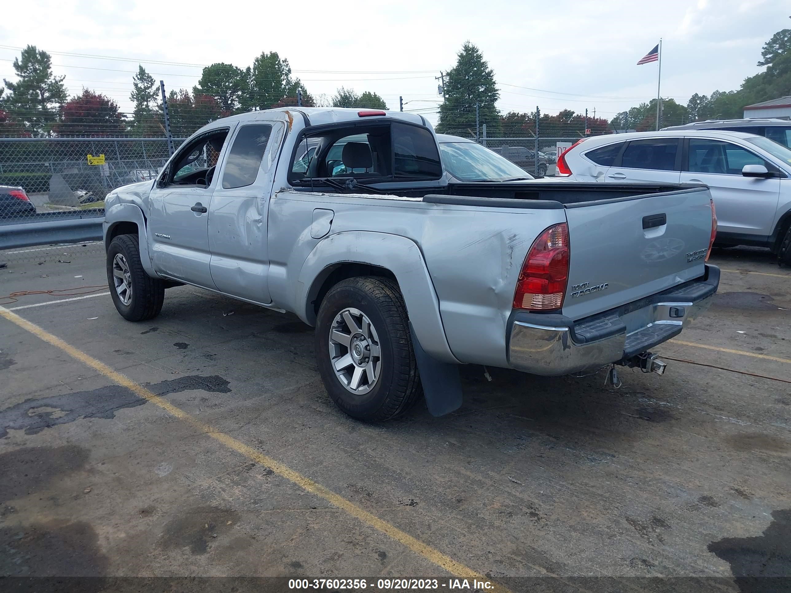 Photo 2 VIN: 5TETU62N45Z097319 - TOYOTA TACOMA 