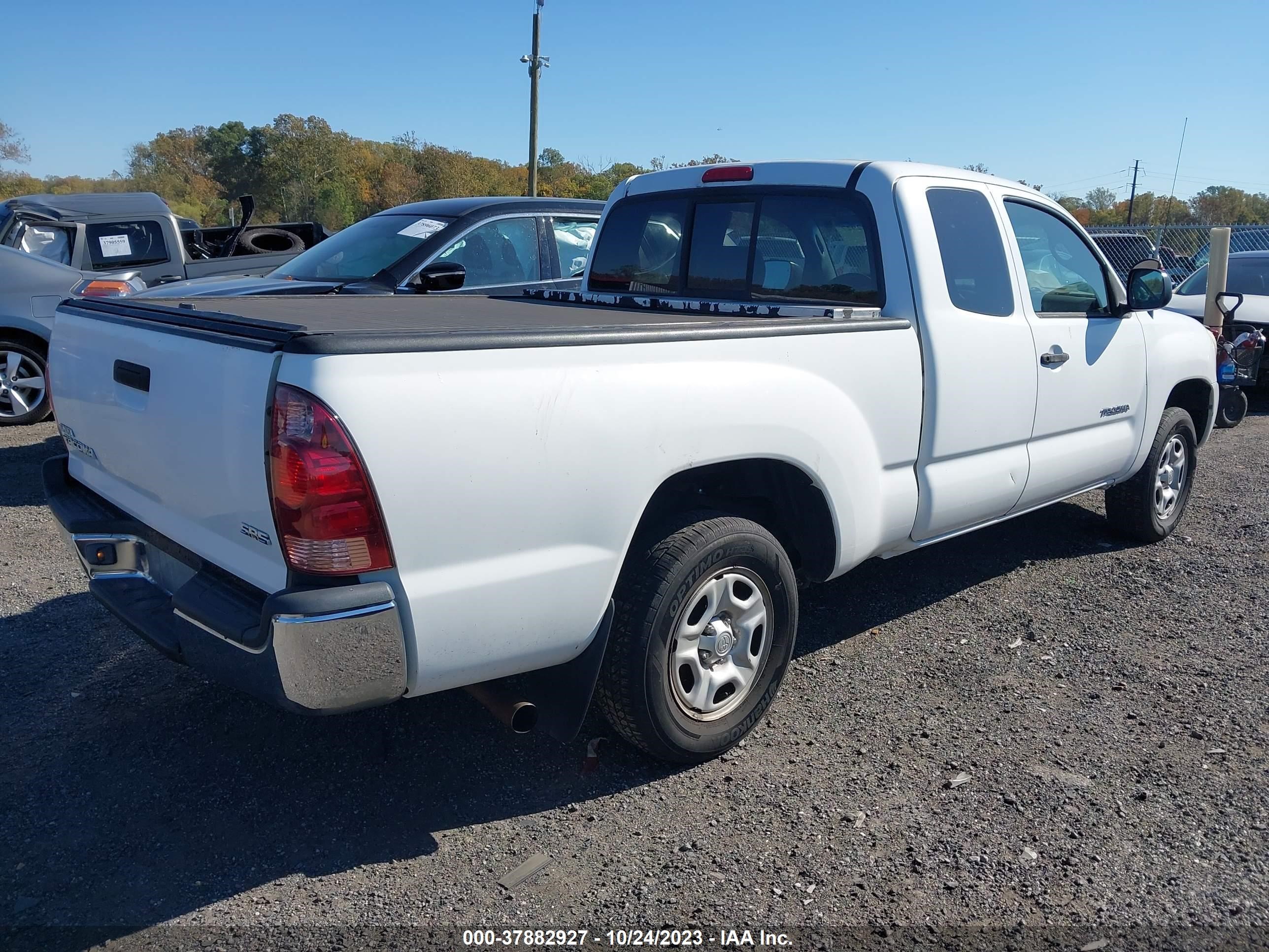 Photo 3 VIN: 5TETX22N15Z105795 - TOYOTA TACOMA 